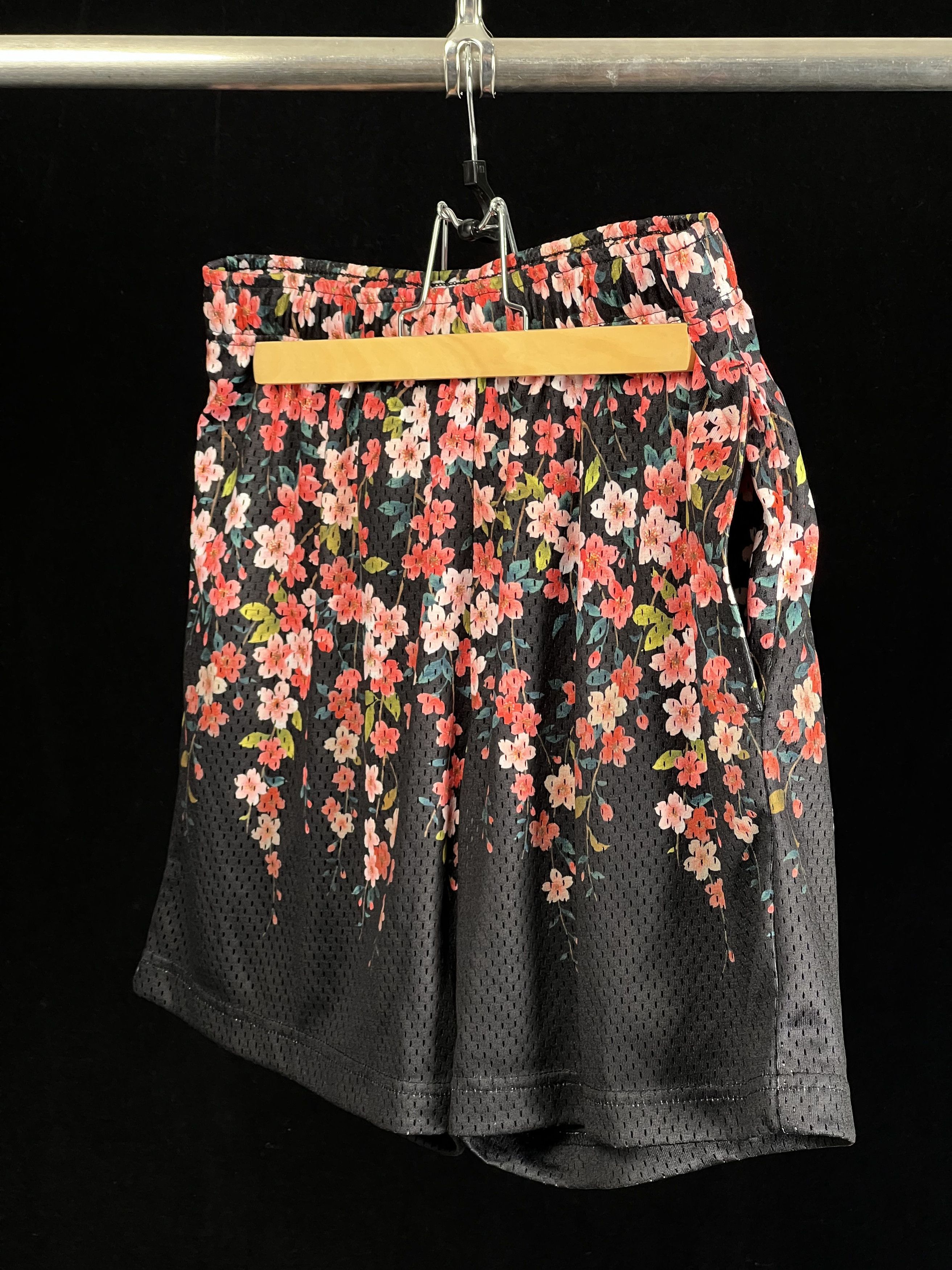John Elliott Brand New 'Kabuki' Print Game Shorts Size US 28 / EU 44 - 3 Thumbnail