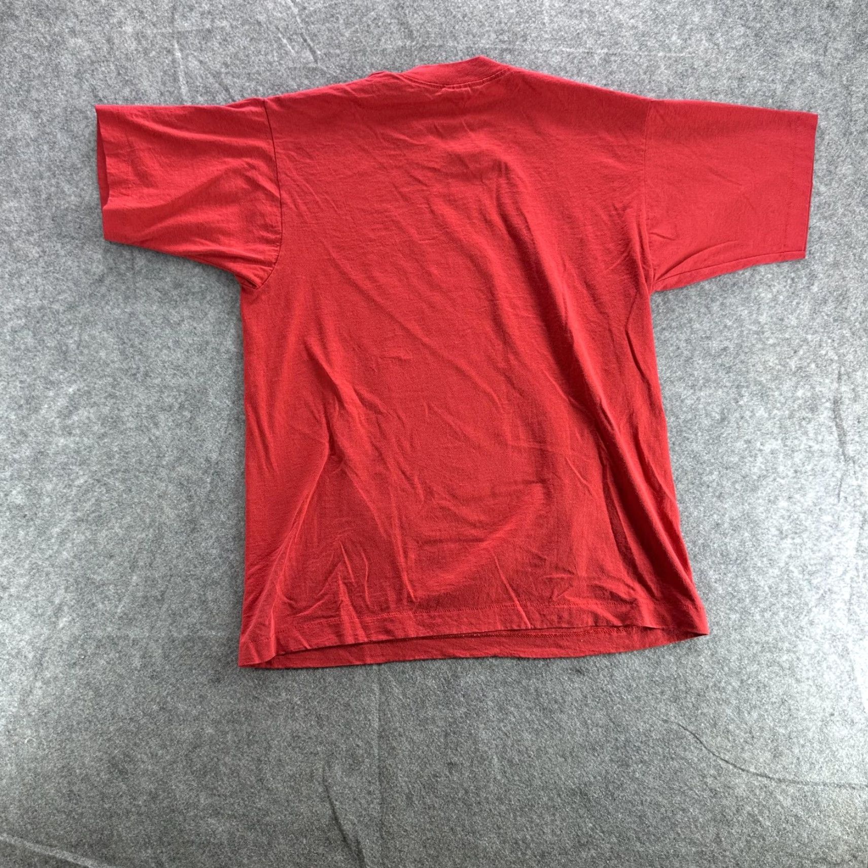 Fruit Of The Loom Garth Public Defender Shirt Mens Large Red Graphic Print Tee Size US L / EU 52-54 / 3 - 7 Thumbnail
