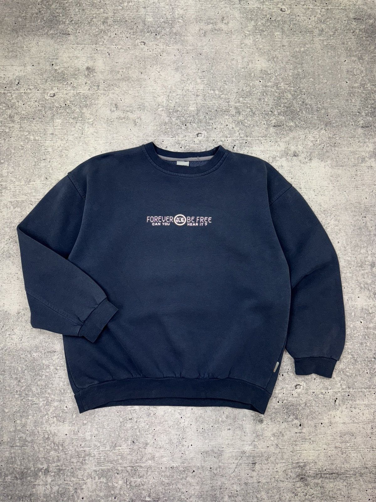 Nike Vintage Nike Central Big Reflective Logo Y2K Sweatshirt M Size US M / EU 48-50 / 2 - 2 Thumbnail