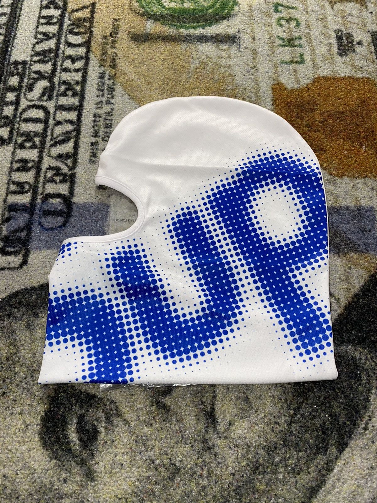 image of Supreme Halftone Lightweight Balaclava in White, Men's