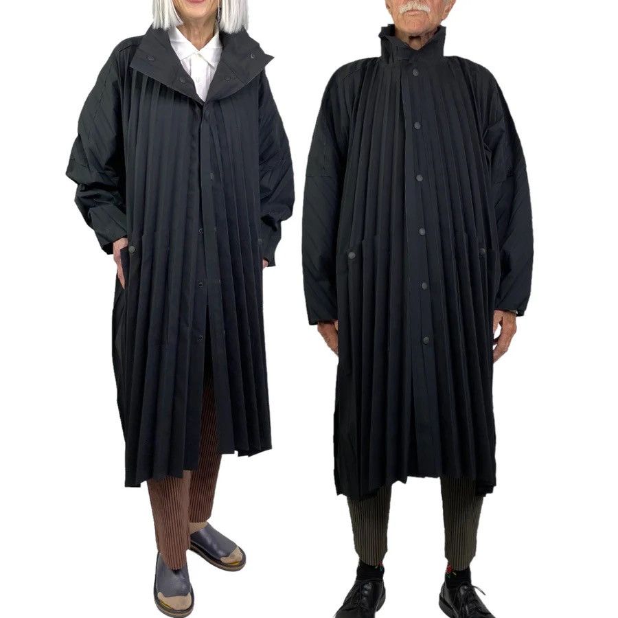Homme Plisse Issey Miyake Homme Plisse Issey Miyake Edge coat pleated one size jacket Size US M / EU 48-50 / 2 - 3 Thumbnail