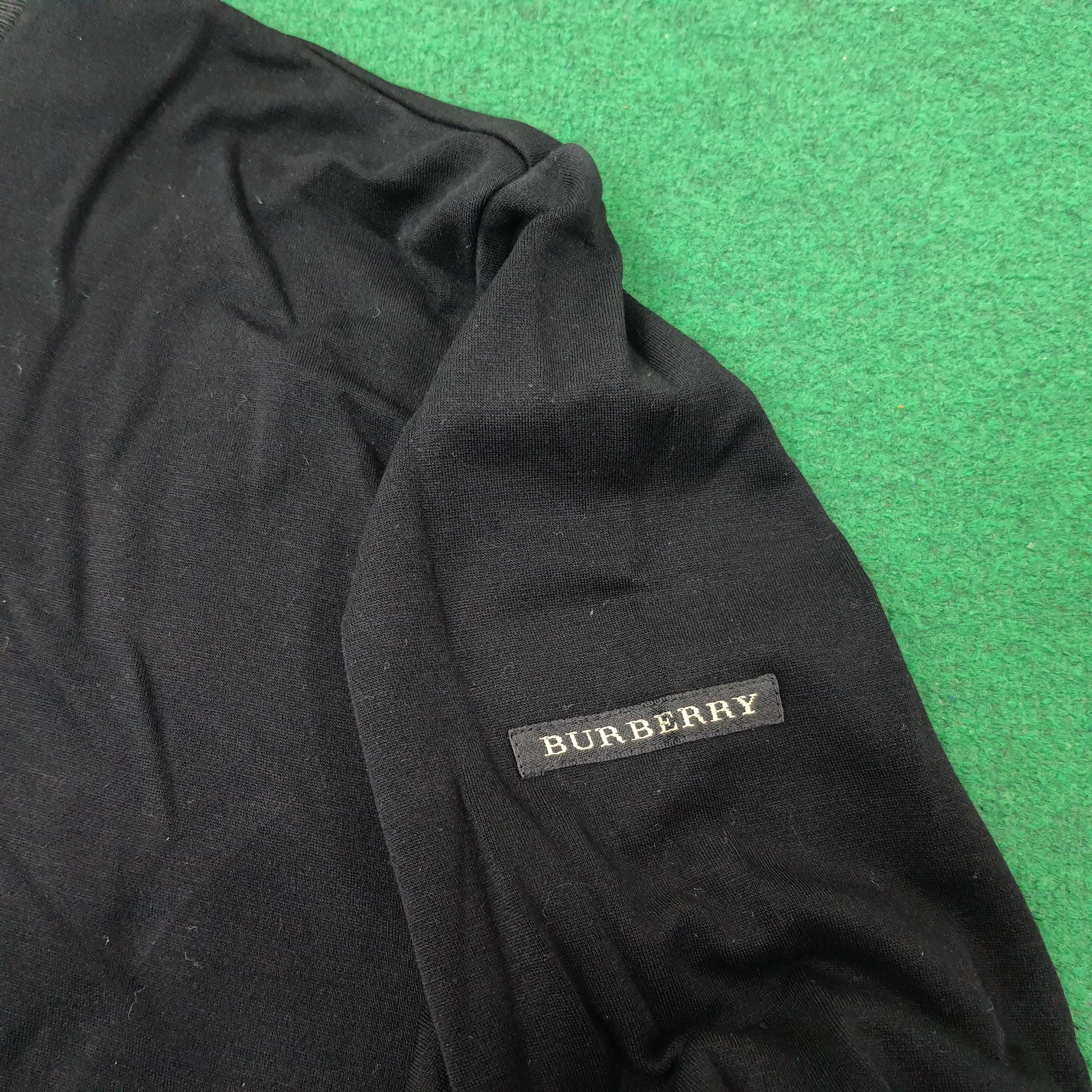 Burberry Vintage Burberry Custom Logo Half Zipper Sweatshirt C247N16 Size M / US 6-8 / IT 42-44 - 4 Thumbnail