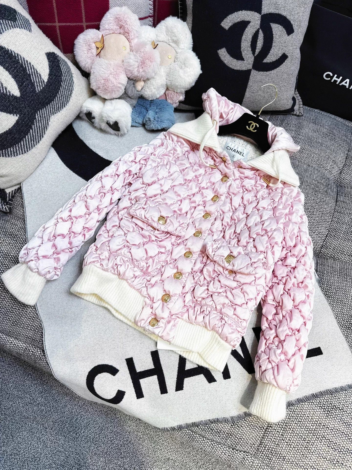 Chanel Chanel 22N Coco neige Pink Puffer 36 Size XS / US 0-2 / IT 36-38 - 9 Thumbnail