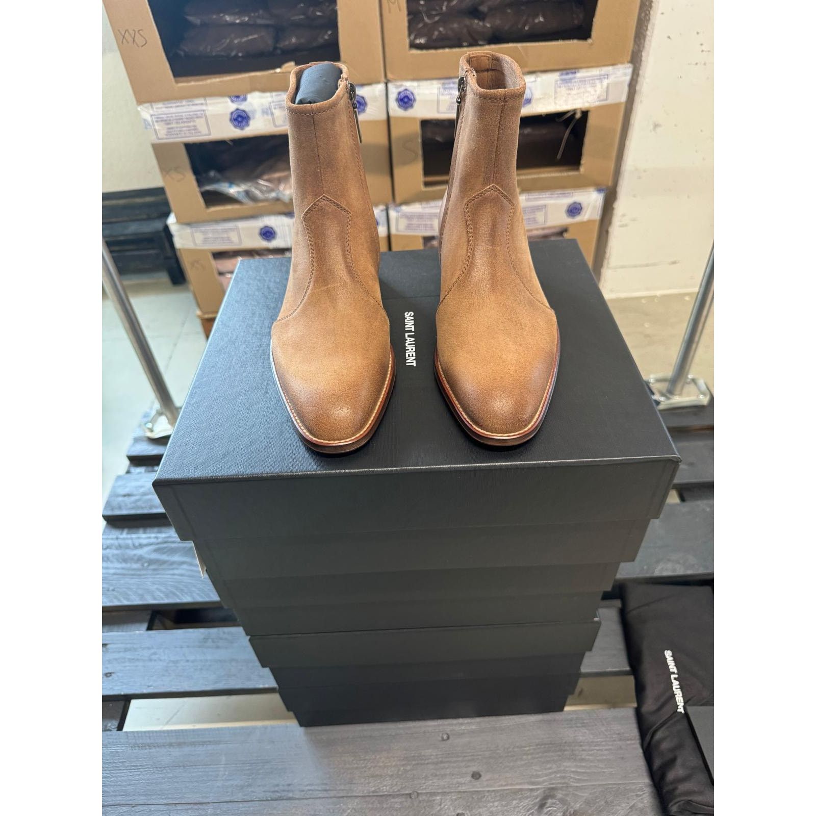 Saint Laurent Paris o1alsimx924 Q:2 / 669285 Wyatt Chelsea Suede Boots in Brown Size US 7 / EU 40 - 6 Thumbnail
