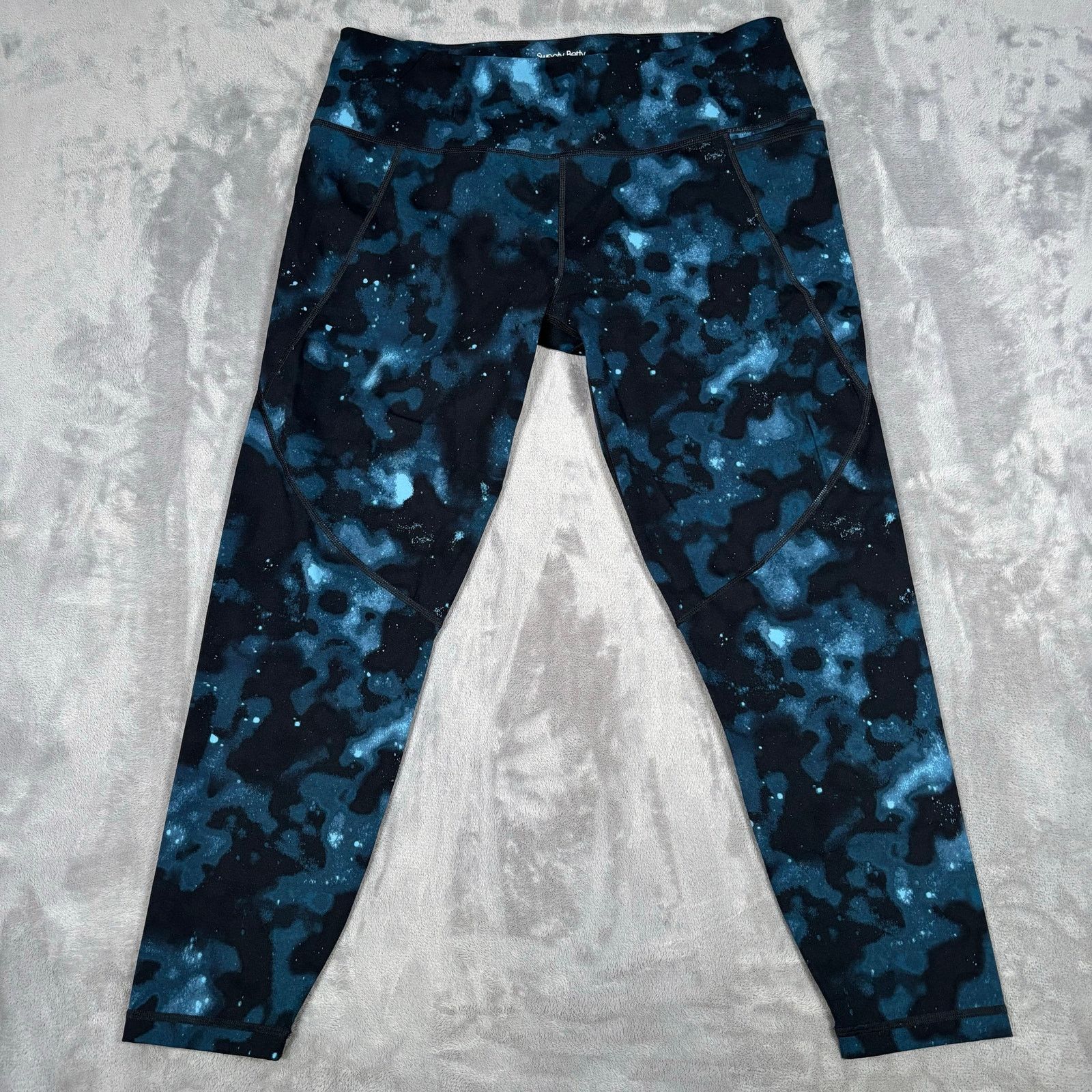 Sweaty Betty Sweaty Betty Power 7/8 Leggings Blue Galaxy Print XL (US 12) Size 34" / US 12 / IT 48 - 1 Thumbnail