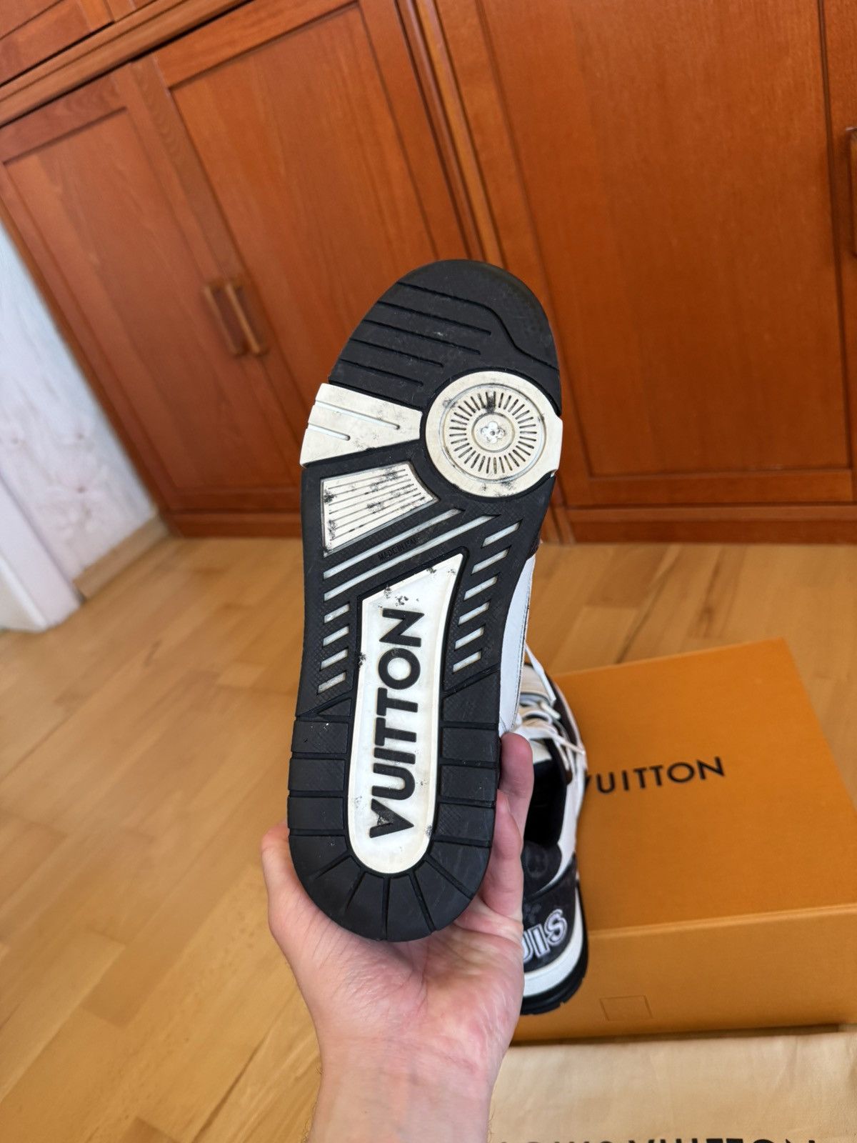 Louis Vuitton Louis Vuitton LV Trainer Velcro Strap Black Denim Size US 8 / EU 41 - 9 Thumbnail