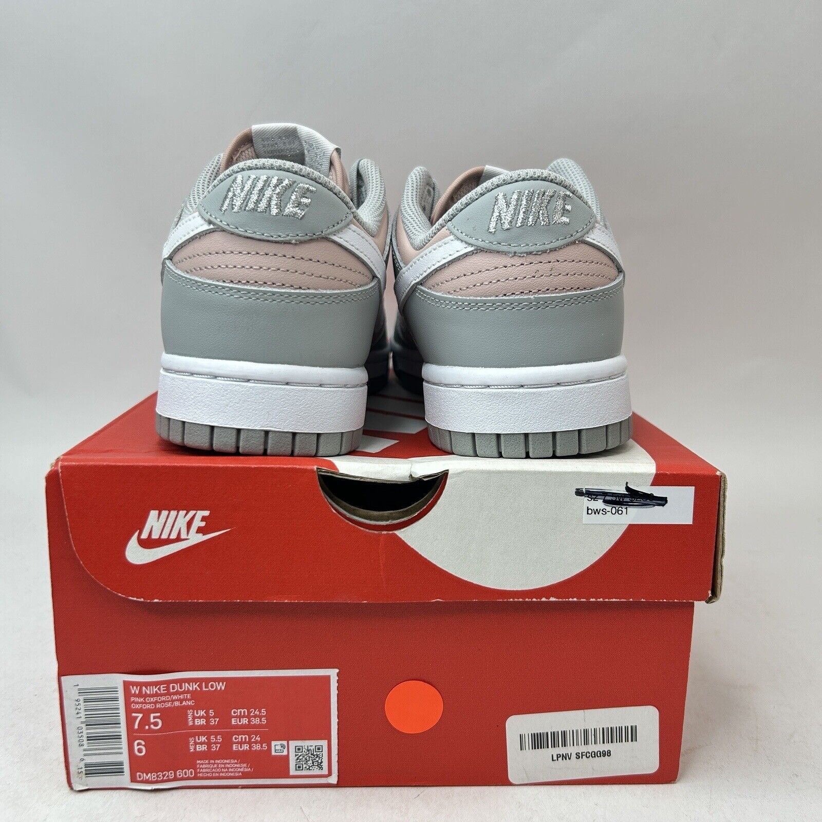 Nike Nike Dunk Low WMNS “Soft Grey Pink Oxford” 2024 Size US 7.5 / IT 37.5 - 4 Thumbnail