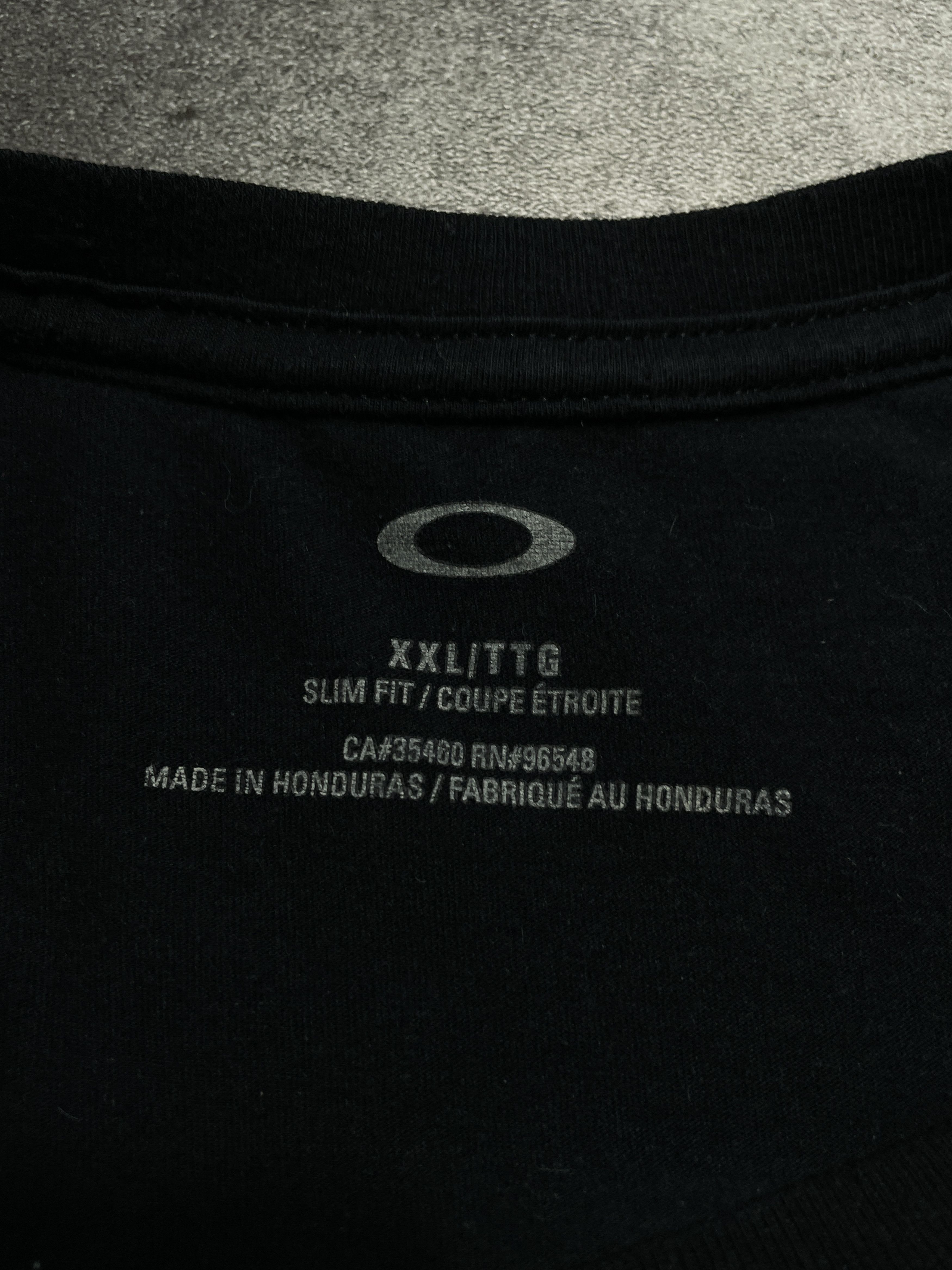 Oakley Oakley Camouflage T-Shirt Spellout Hype Streetwear Size US XXL / EU 58 / 5 - 4 Thumbnail