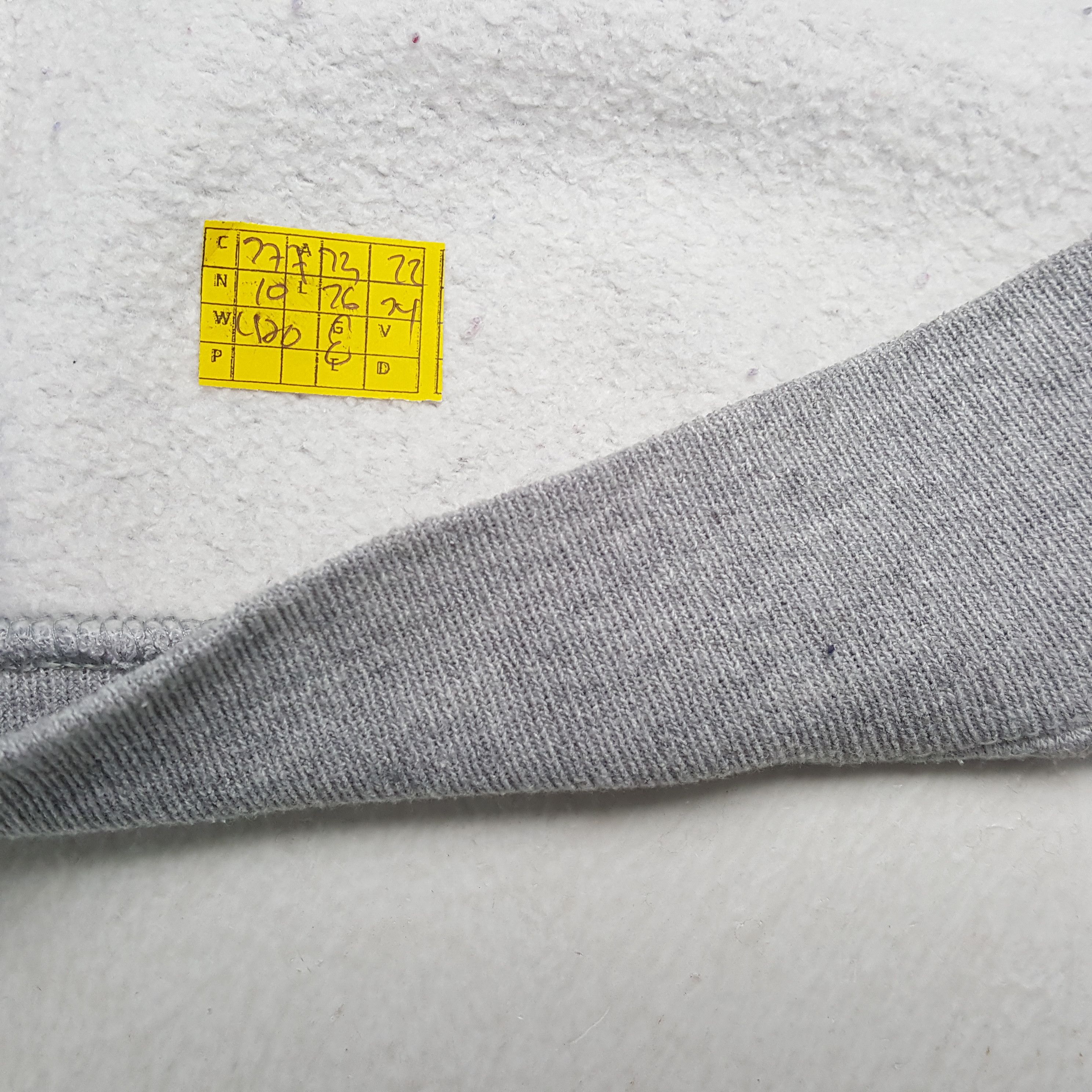 Lee × NFL × Vintage Vintage BRONCOS American Football NFL Team LEE Sweatshirt Size US L / EU 52-54 / 3 - 6 Thumbnail