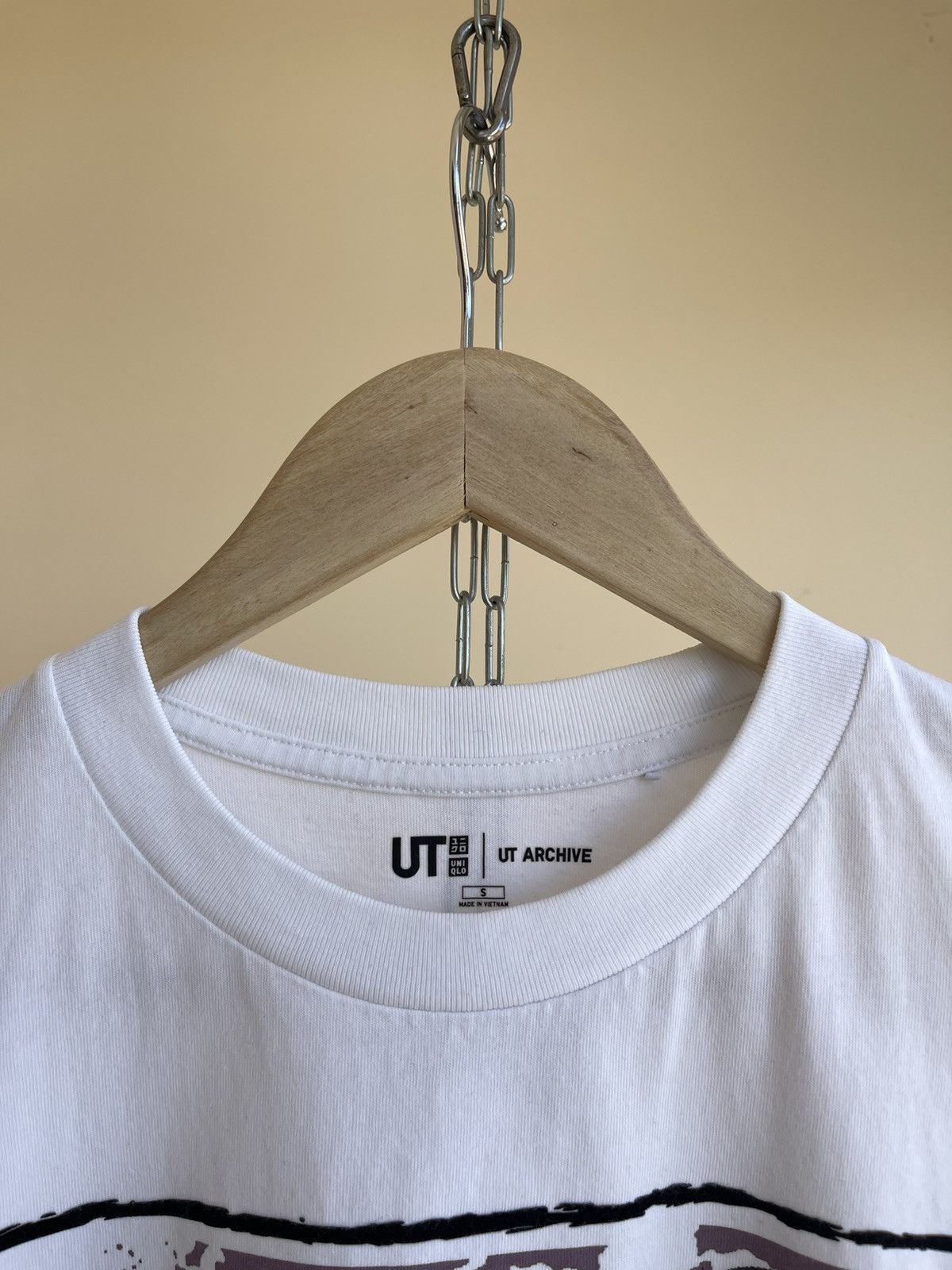 Uniqlo Naruto UT Archive Sasuke Itachi Uchiha Graphic Print T-Shirt Size US S / EU 44-46 / 1 - 3 Thumbnail