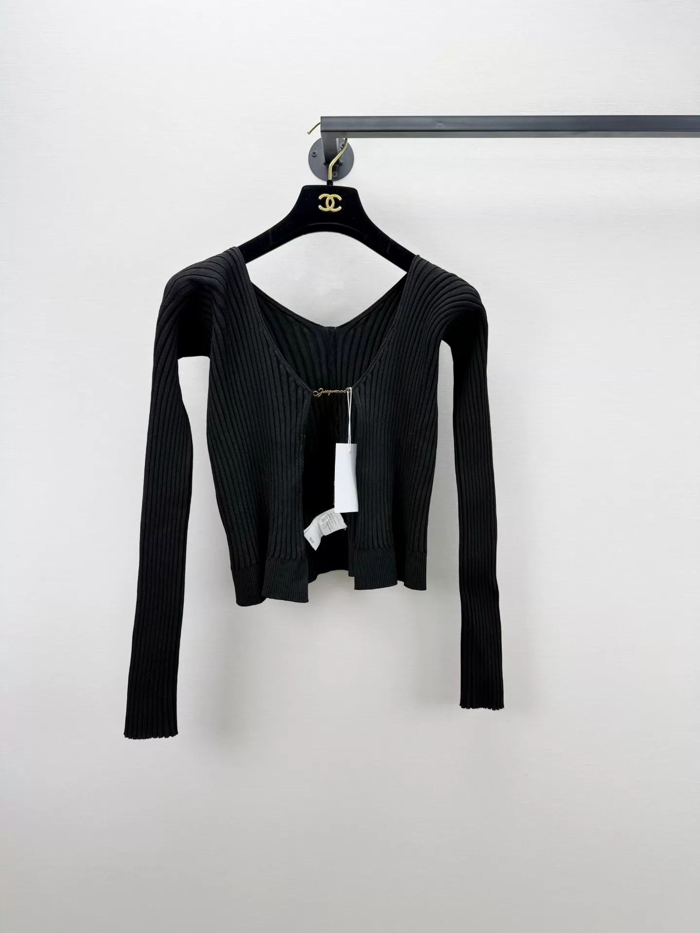 Jacquemus Jacquemus Authentic Black Knit Sweater Women's 36 Near Mint Size XS / US 0-2 / IT 36-38 - 1 Thumbnail