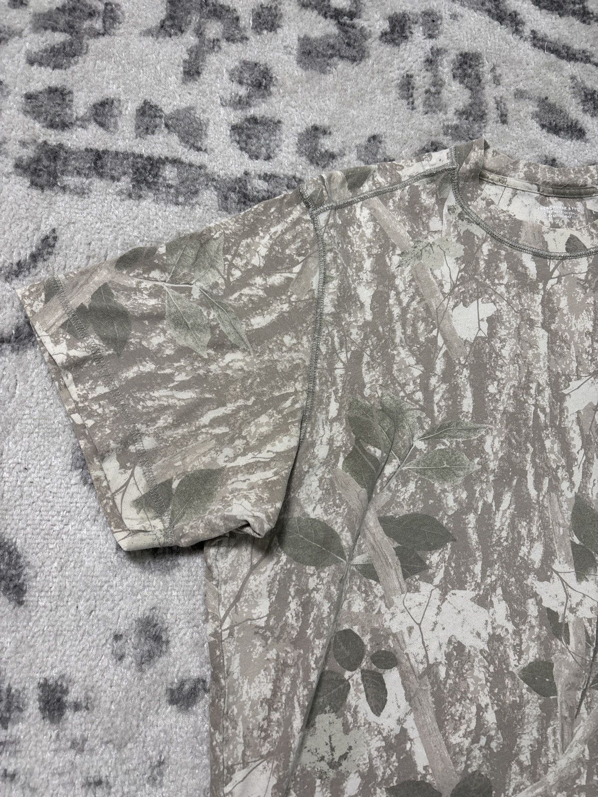 Abercrombie & Fitch ABERCROMBIE BEIGE REALTREE T SHIRT Size US M / EU 48-50 / 2 - 3 Thumbnail