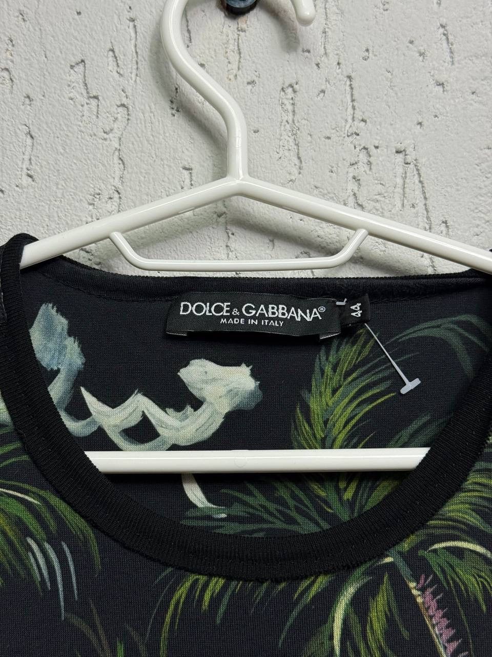 Dolce & Gabbana Dolce and Gabanna T-shirt with Volcano/jungle print Size US M / EU 48-50 / 2 - 3 Thumbnail