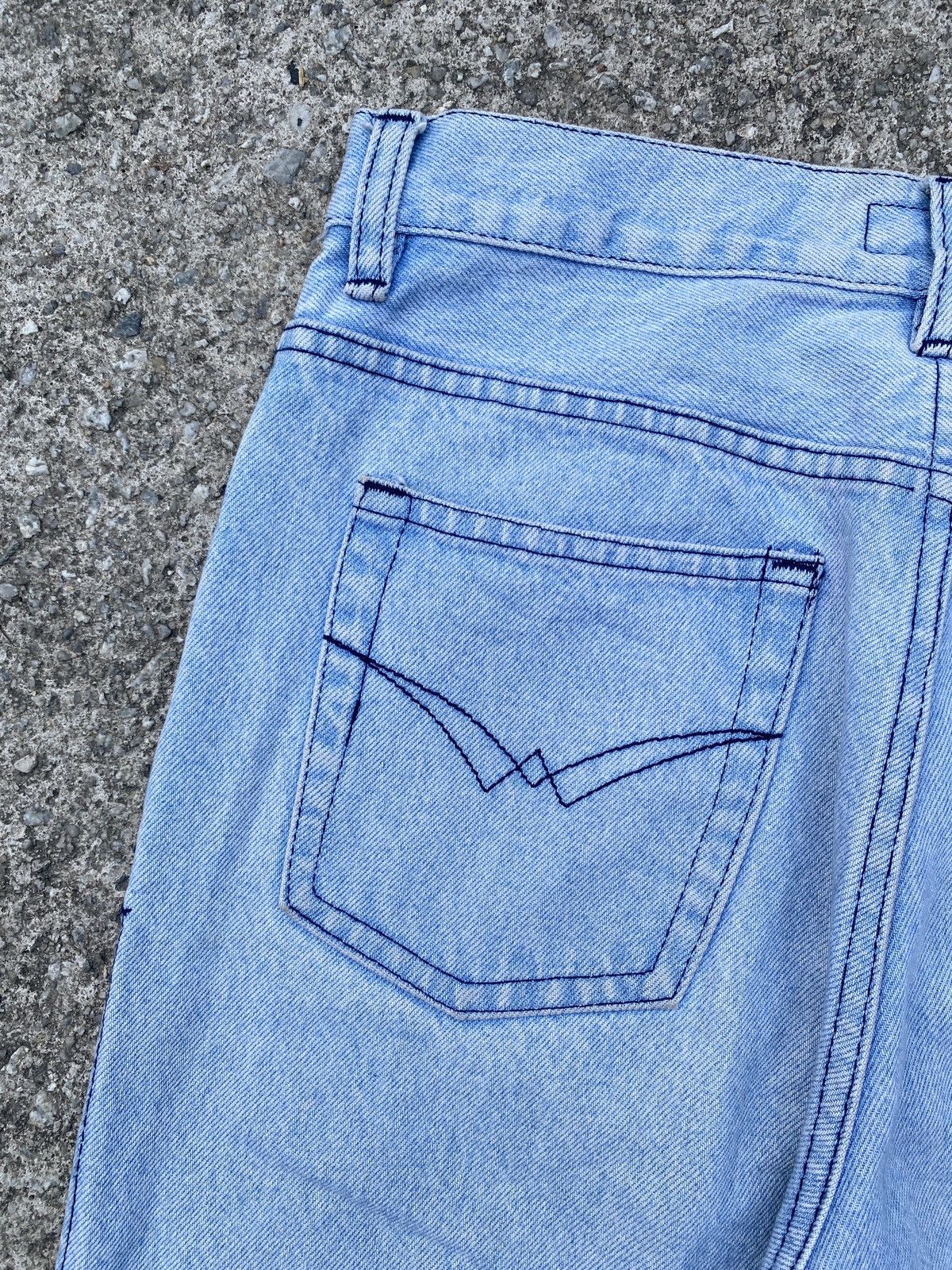 Nike × Vintage 1990s - Nike Light Wash Jeans Wear Size US 31 - 14 Thumbnail