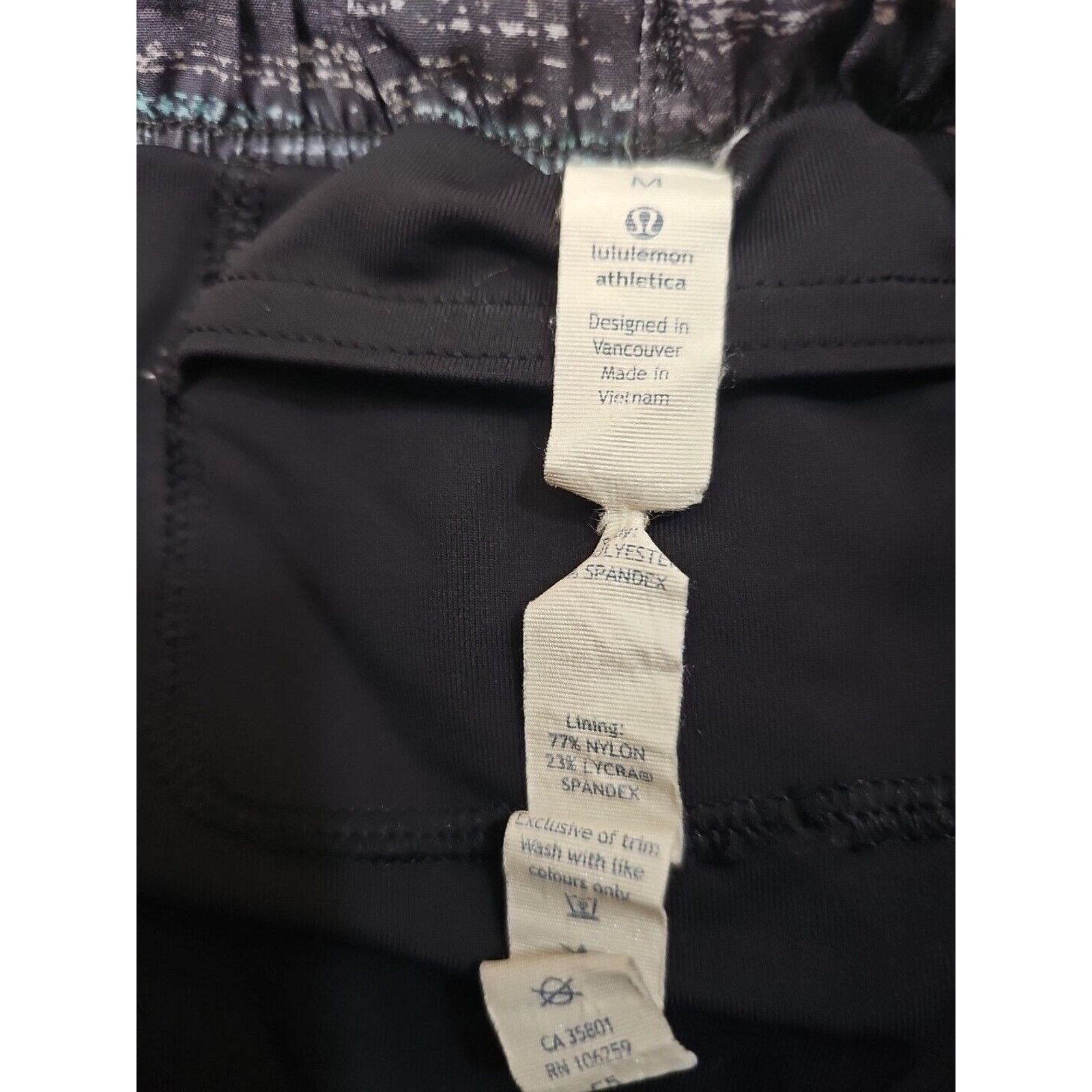 Lululemon Lululemon Surge Short 7" Lux Reflective Running Athletic Size US 27 - 9 Thumbnail