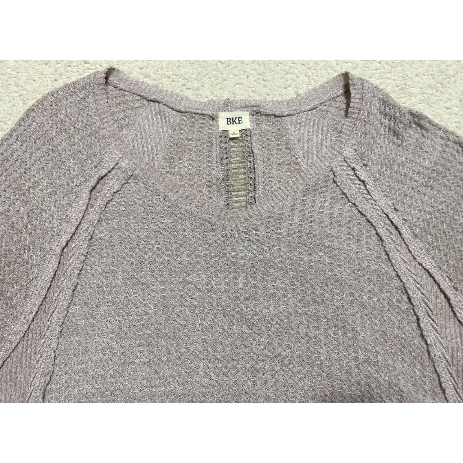 BKE BKE Womens Small Sweater Top Scoop Neck Long Sleeve Knit Rayon Light Pink Blouse Knit Lightweight Basic Classic Casual Shirt Mens? Size S / US 4 / IT 40 - 3 Thumbnail