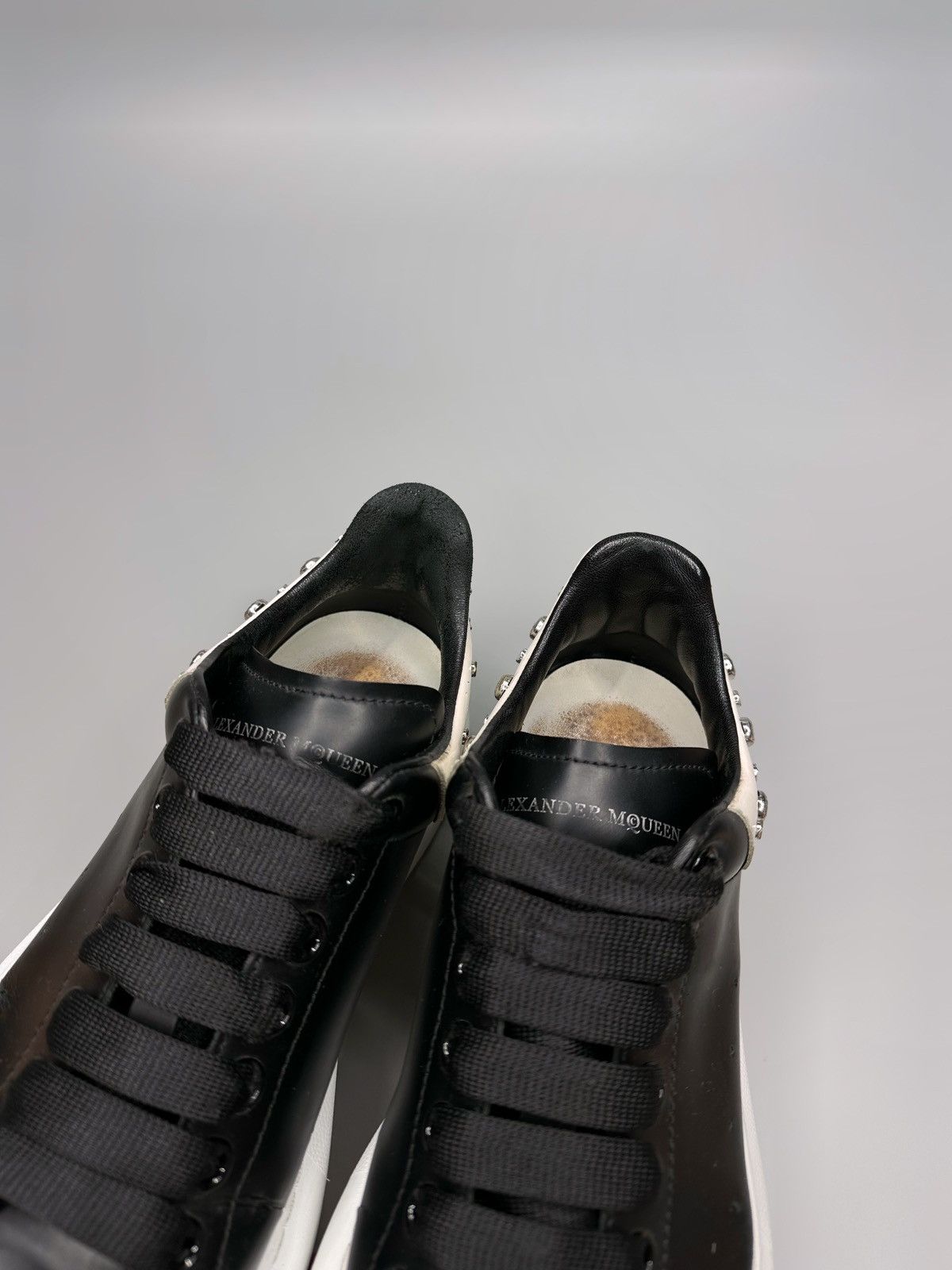Alexander McQueen Alexander McQueen Studded Sneakers Owersized Size US 7 / EU 40 - 6 Thumbnail
