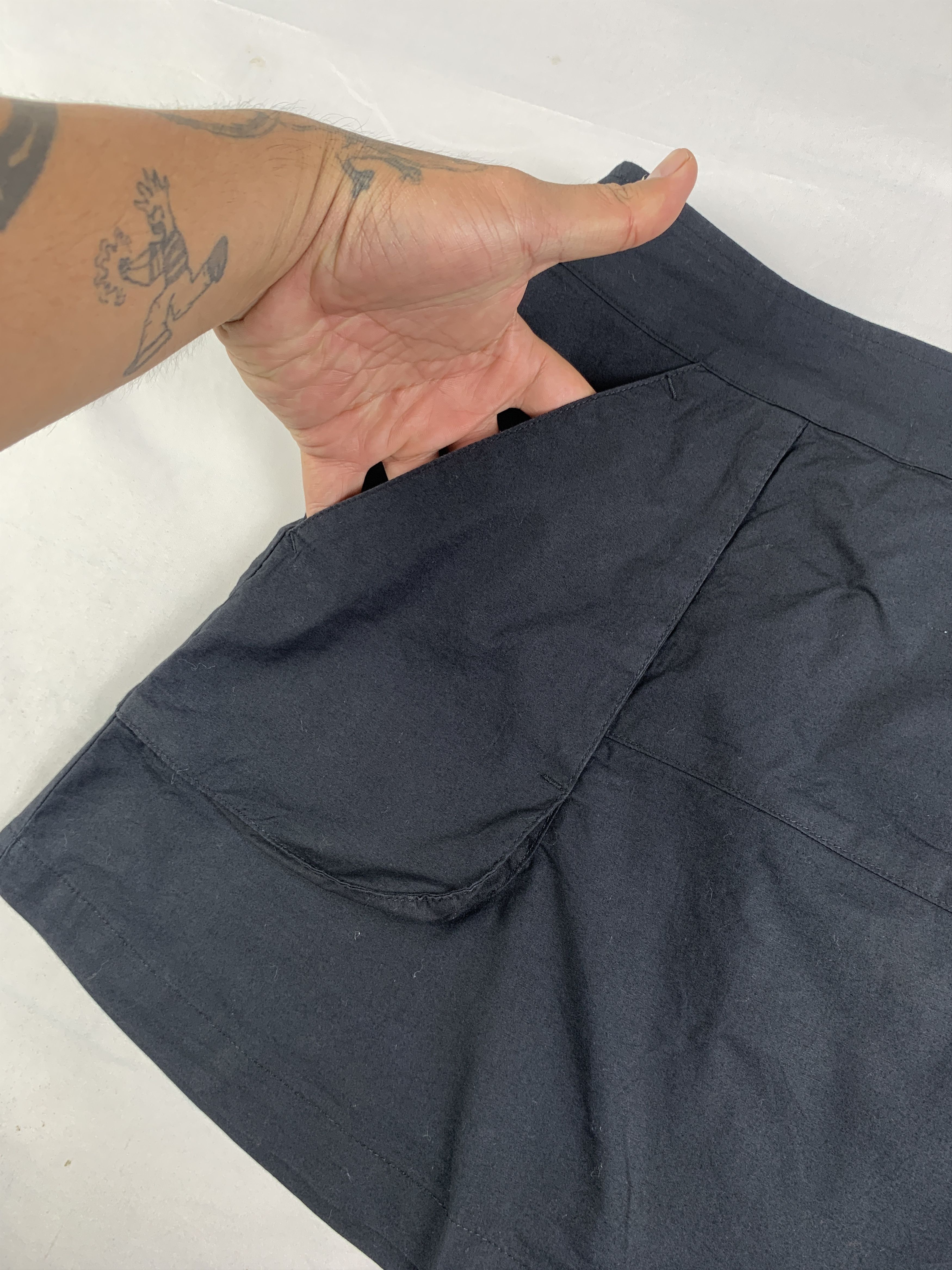 Japanese Brand Quechua Black Pocket Outer Wrapped Skirt (26-33) Size 28" / US 6 / IT 42 - 5 Thumbnail