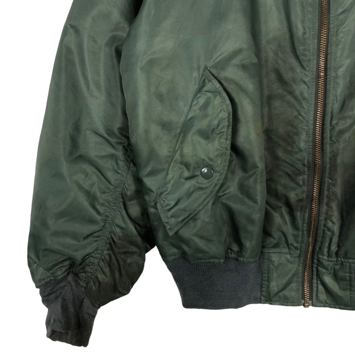Japanese Brand 🔥90’s Riot Riot Vintage Bomber Jacket Uniqlo Japan Made Size US L / EU 52-54 / 3 - 3 Thumbnail