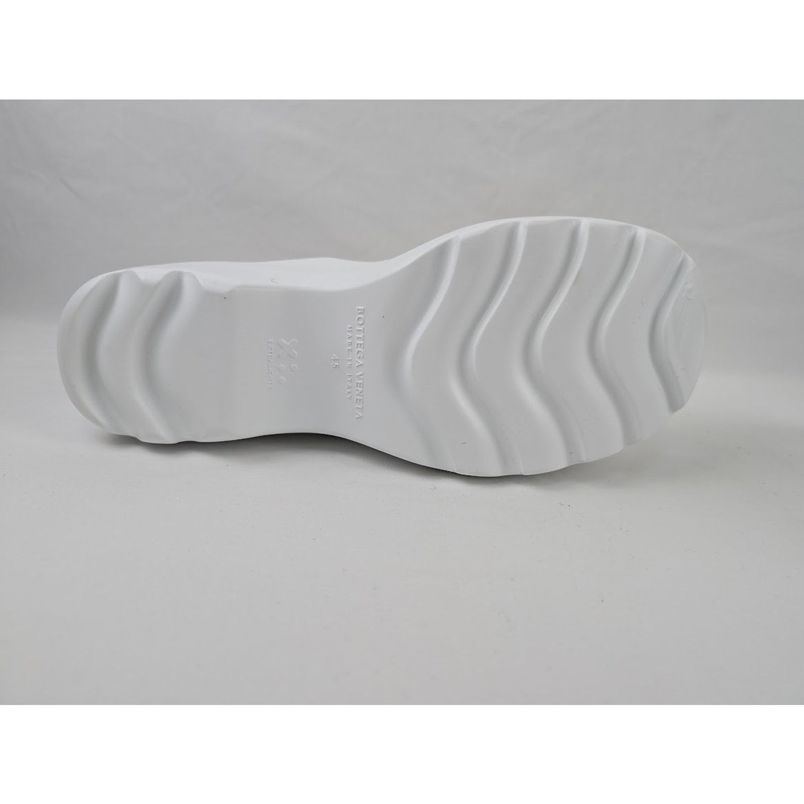Bottega Veneta o1rshd1 Q:2 / Gel Rubber Flash Slipper in Chalk Size US 11 / EU 44 - 8 Thumbnail