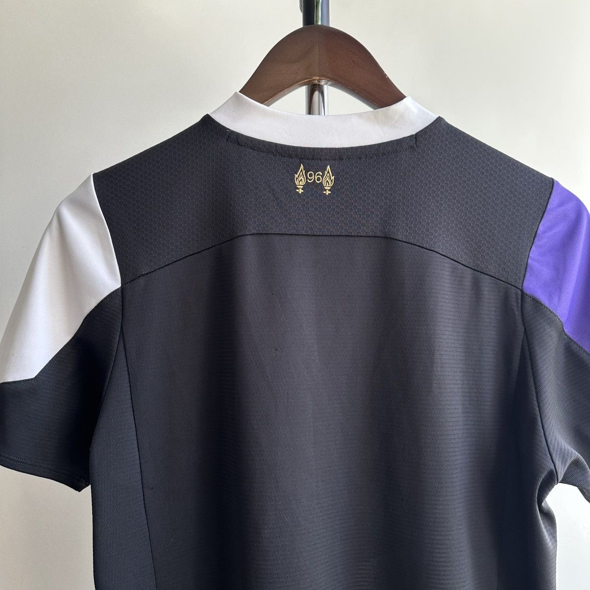Warrior Warrior FC Liverpool Third 3rd Soccer Jersey 2013/14 Size US S / EU 44-46 / 1 - 8 Thumbnail