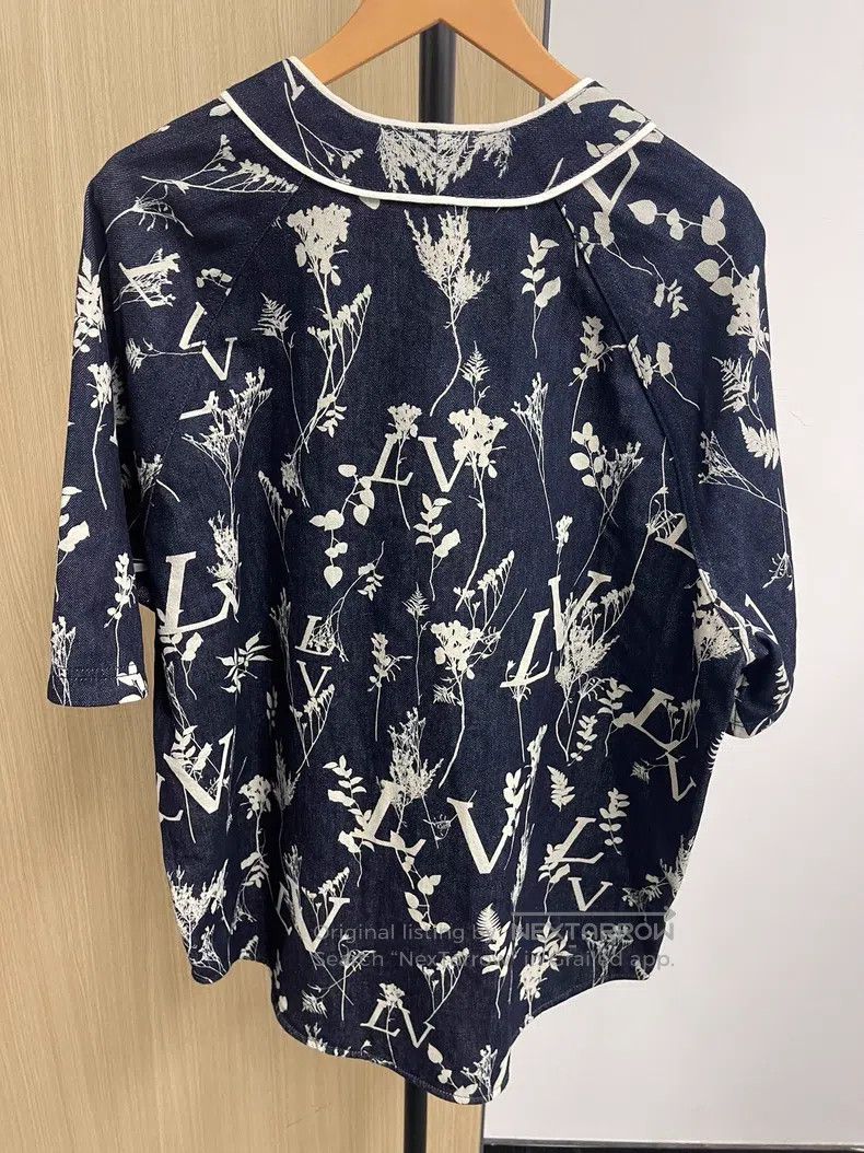 Louis Vuitton Louis Vuitton Denim short sleeve shirt Size US XL / EU 56 / 4 - 2 Thumbnail