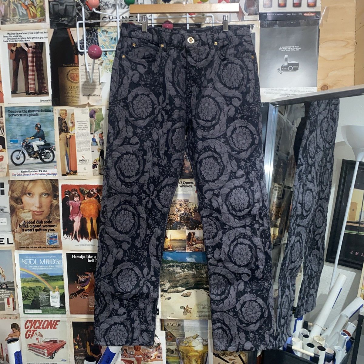 Versace Versace Barocco-Jacquard Mid-Rise Jeans Size US 33 - 1 Thumbnail