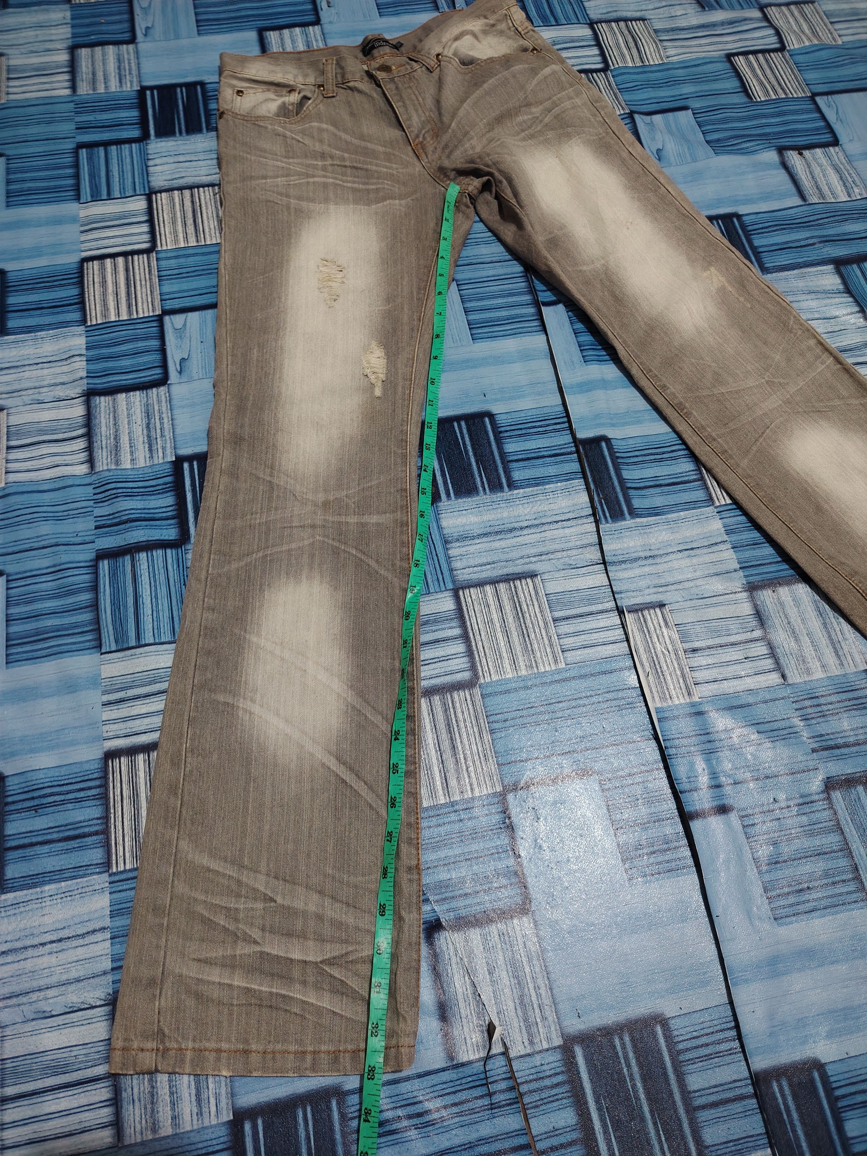 Japanese Brand 💥Insane💥 Japan Indecent Flared Jeans Size US 31 - 23 Thumbnail