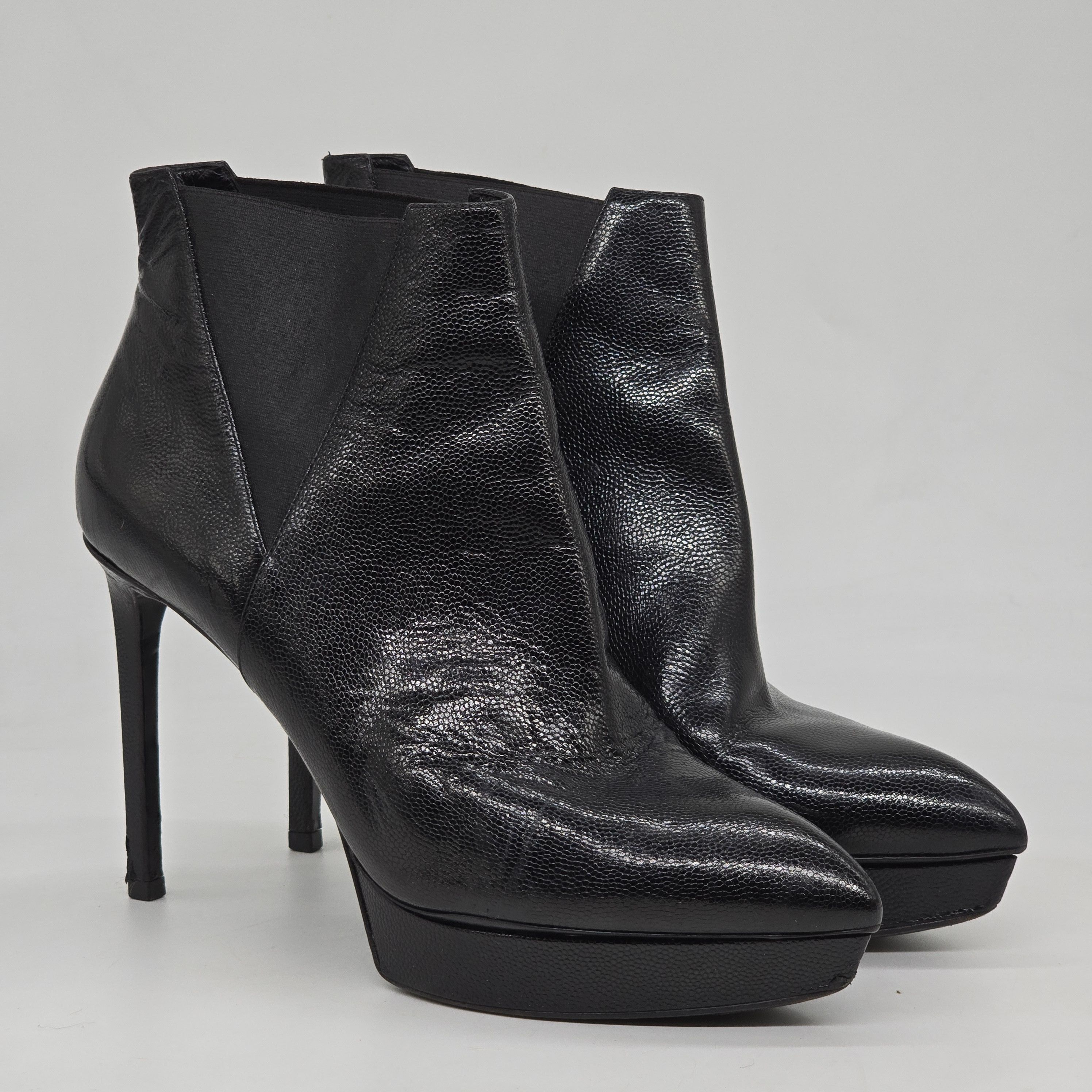 Saint Laurent Paris Saint Laurent Paris - Janis 105 Ankle Boots Size US 9 / IT 39 - 1 Thumbnail