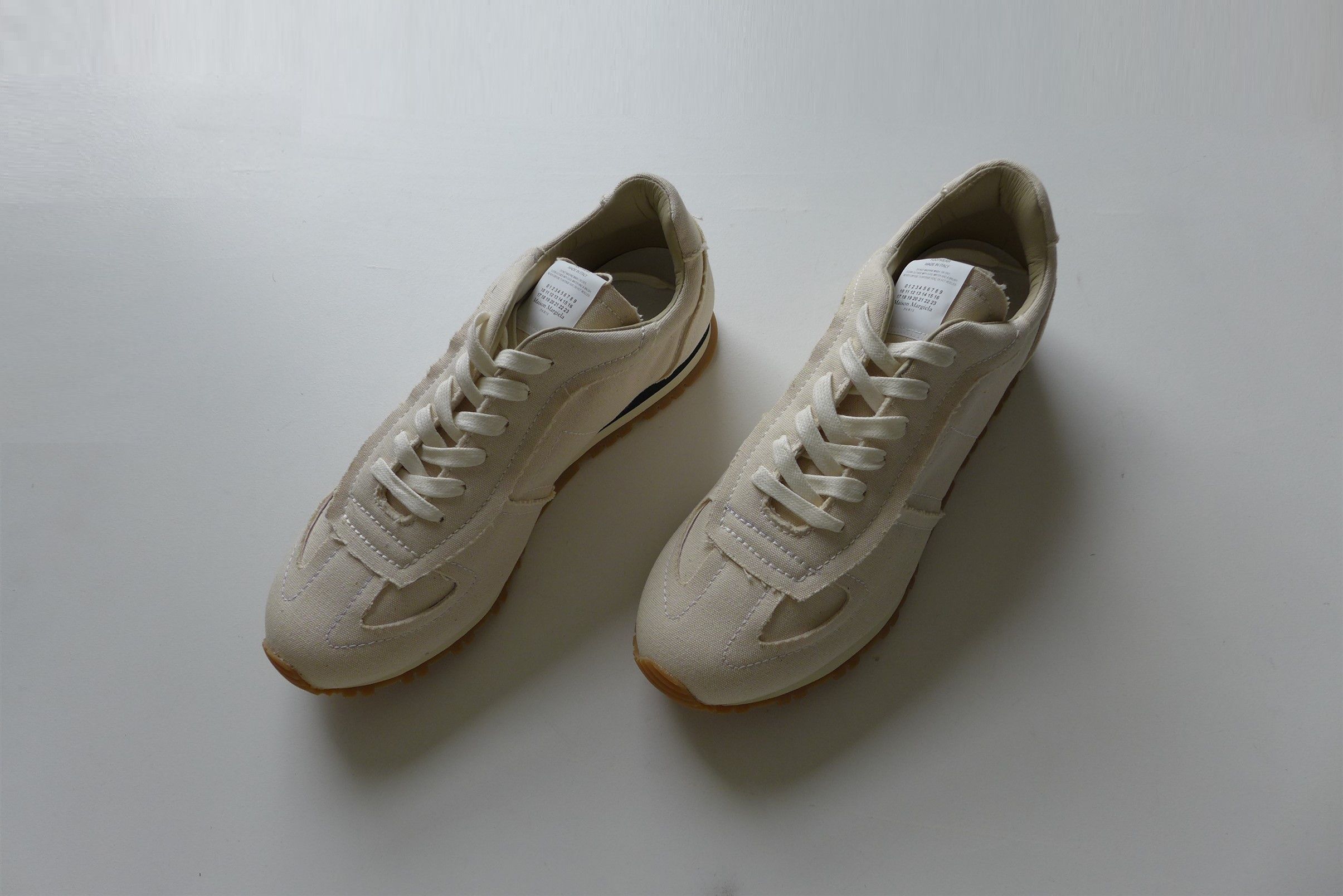 Maison Margiela n/a Margiela Ecru Runner Sneakers Size US 11 / EU 44 - 2 Thumbnail