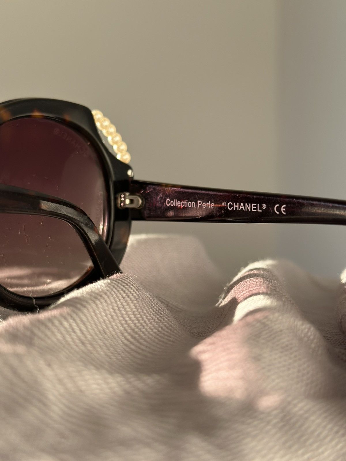 Chanel Chanel perle collection luxury sunglasess Size ONE SIZE - 1 Thumbnail