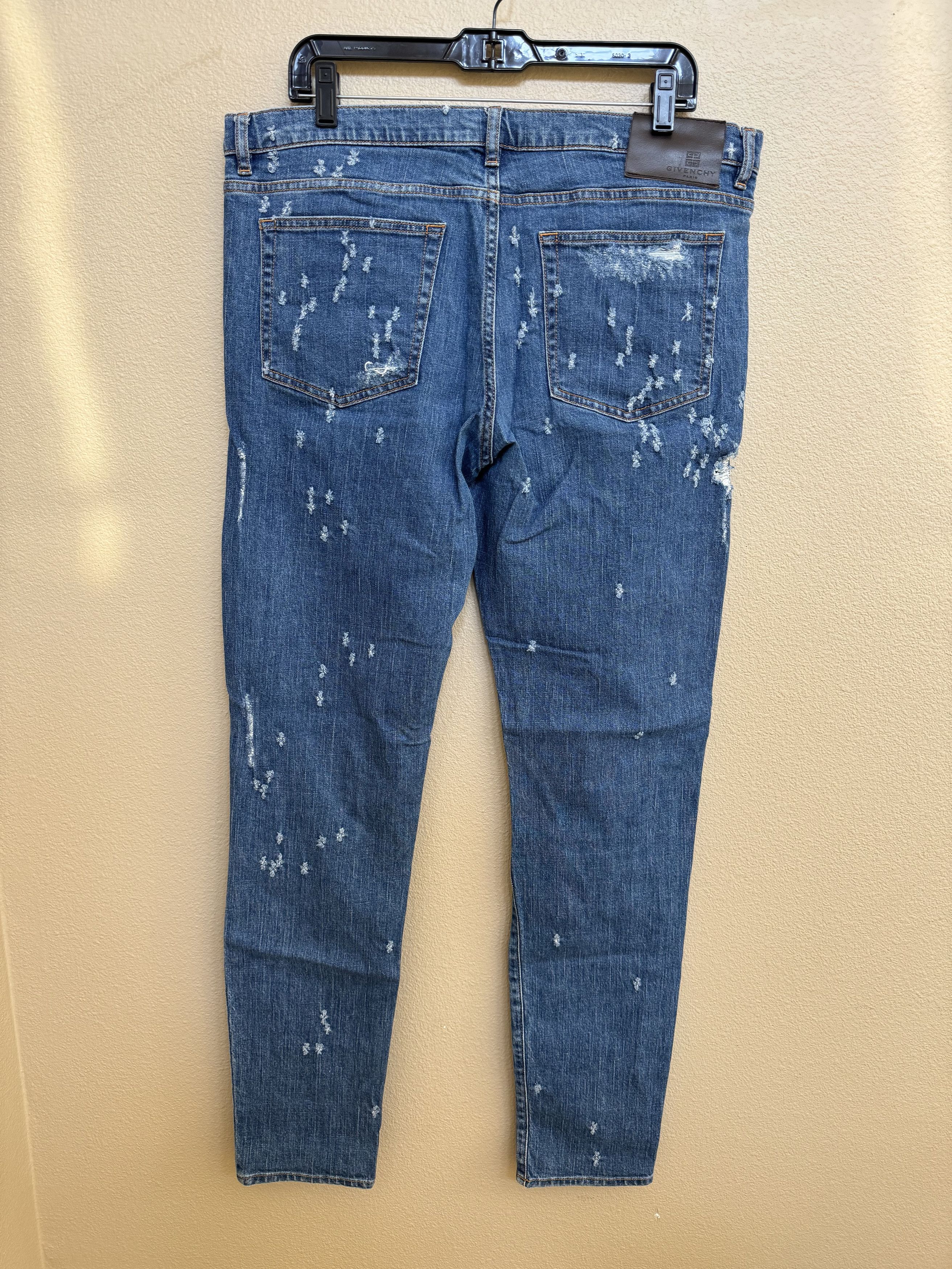 Givenchy Givenchy Distressed Blue Denim Jeans Size 36 Size US 36 / EU 52 - 5 Thumbnail