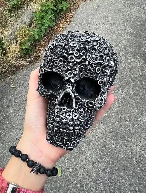 Other Home Decor Skull Resin Sculpture Figure Size ONE SIZE - 1 Thumbnail
