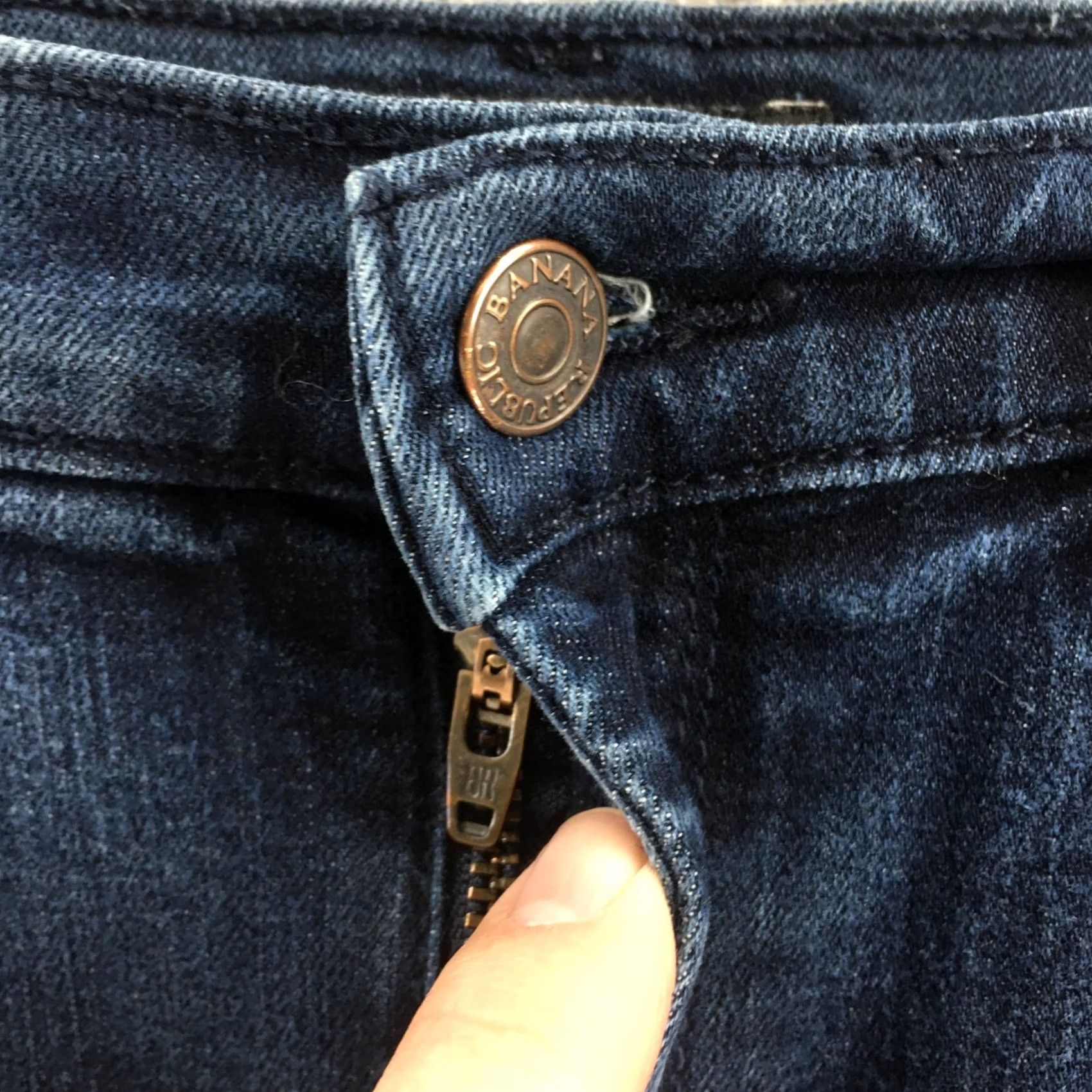 Banana Republic Banana Republic Jeans Mens 30/10 Skinny Mid Rise Zip Fly Blue Cotton Blend Denim 5-Pocket Style Slim Regular Size US 30 / EU 46 - 4 Thumbnail