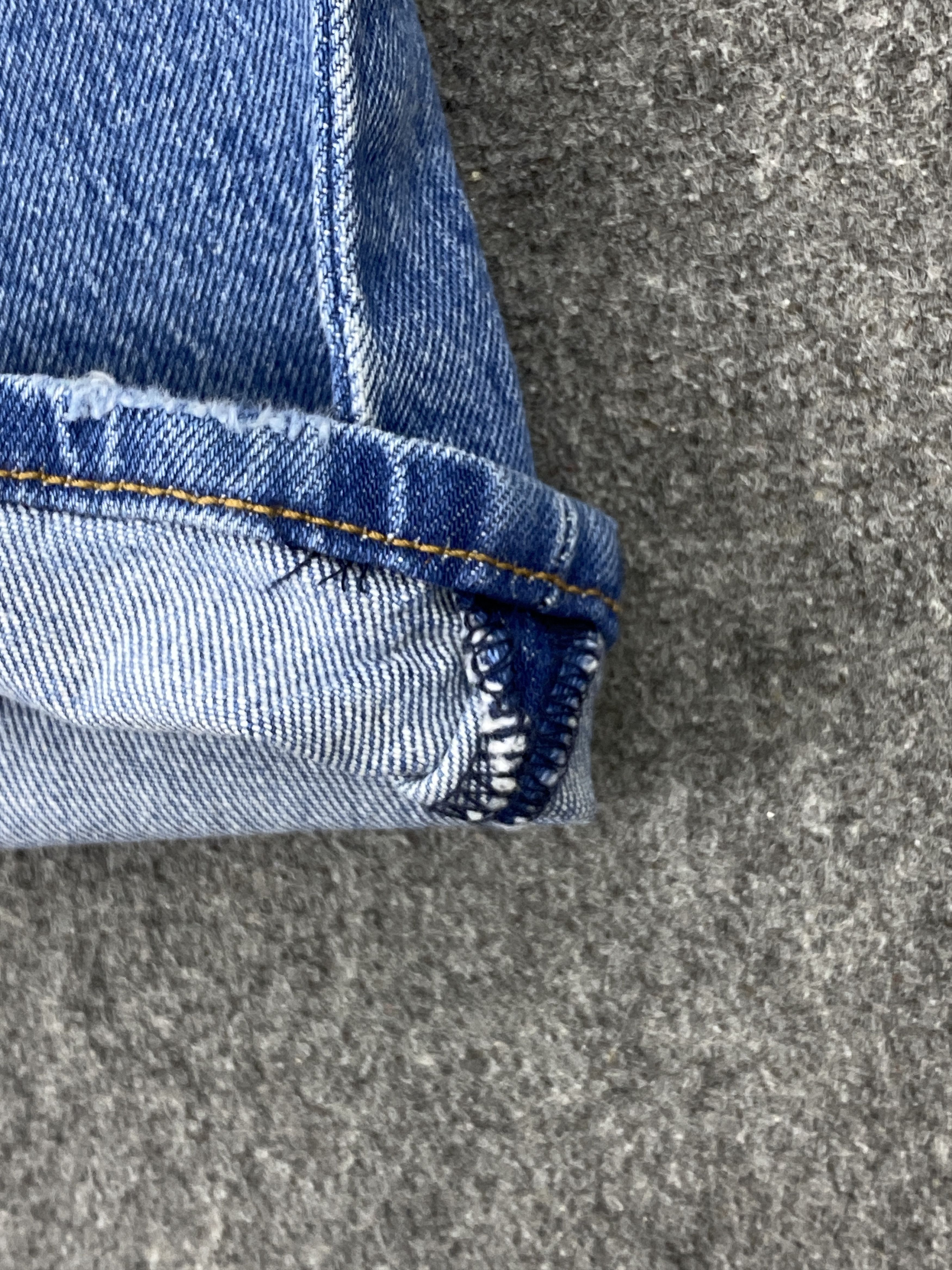 Levi's Vintage Levis 964 Big E Button Fly Jeans DP2320 Size US 26 / EU 42 - 13 Thumbnail