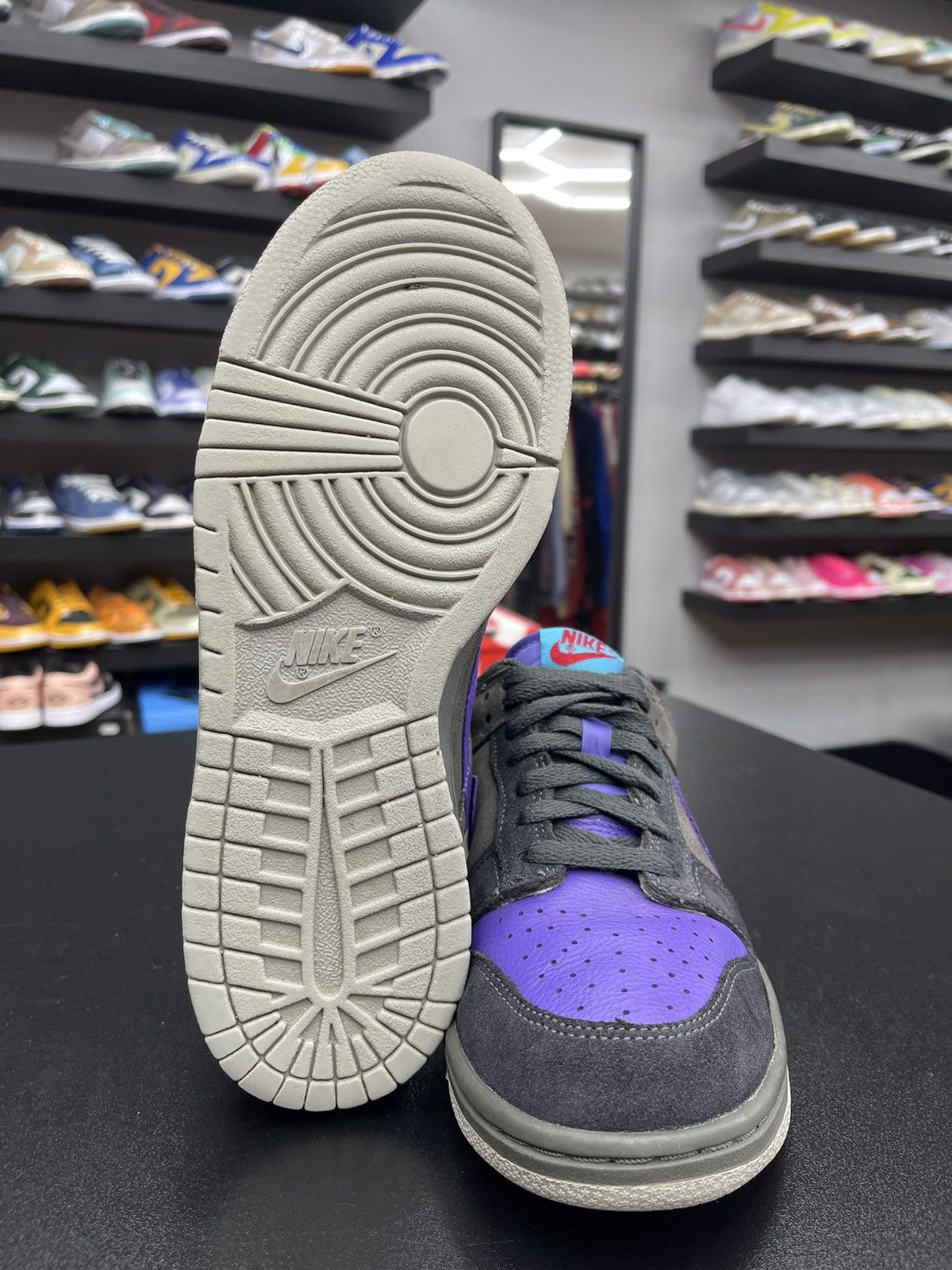 Nike Size 7 - Nike Dunk Low Newsprint Varsity Purple “2007” Size US 7 / EU 40 - 10 Thumbnail