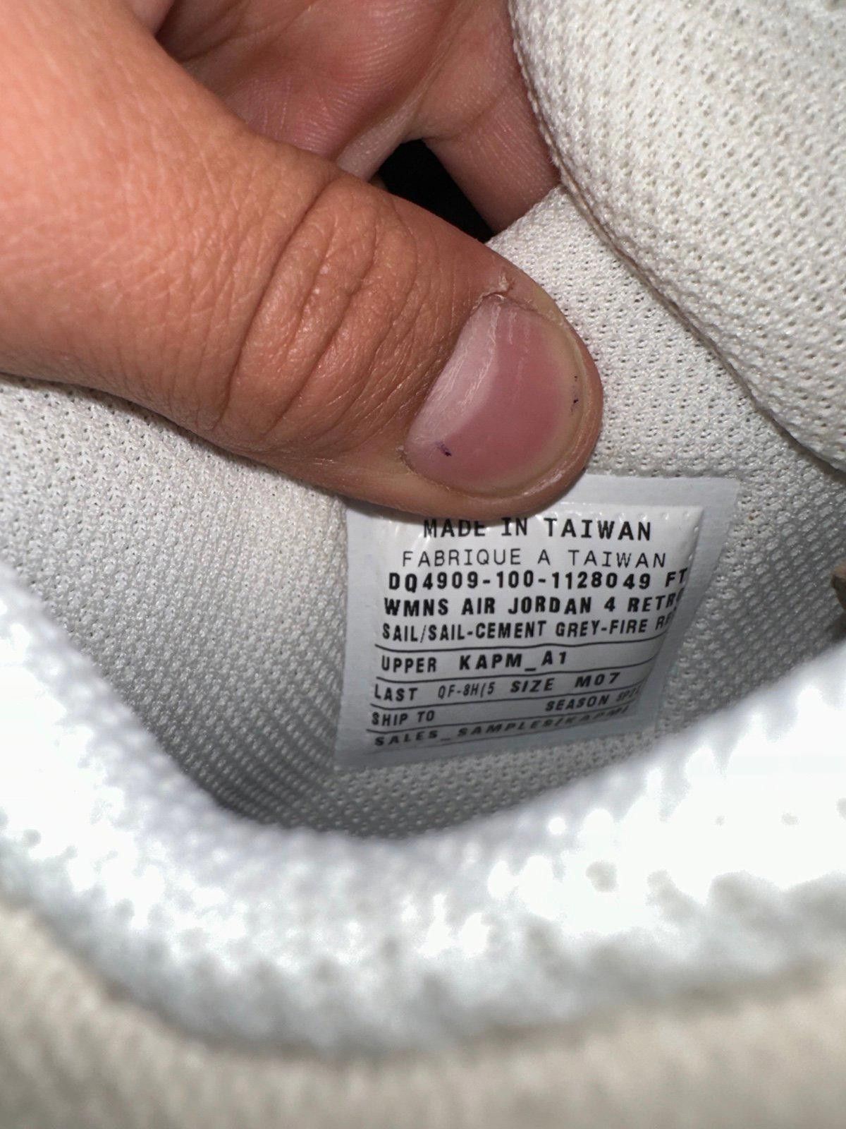 Jordan Brand Jordan 4 Retro Blank Canvas (W) RARE SAMPLE Men's Sizing Size US 7 / EU 40 - 6 Thumbnail