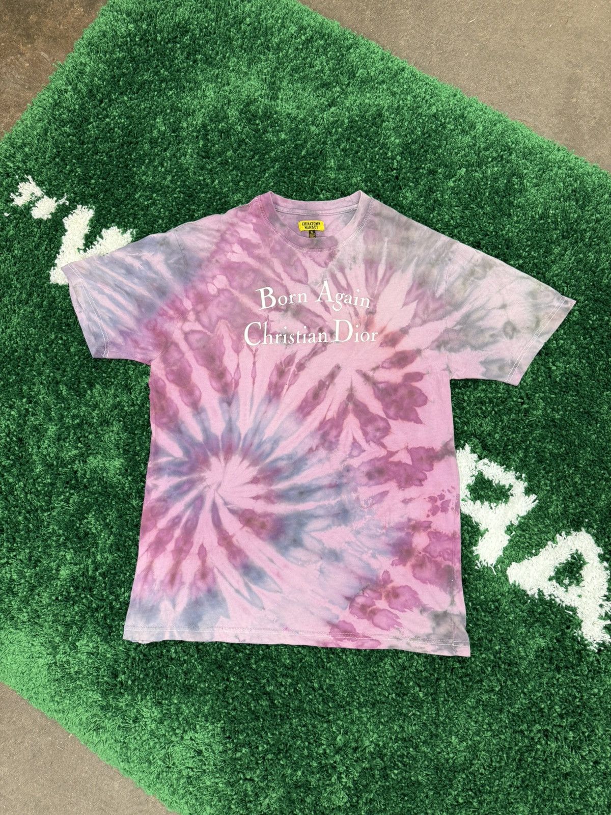 Market Chinatown Market " Born Again Christian Dior " Tie Dye Tee Size US XL / EU 56 / 4 - 1 Thumbnail