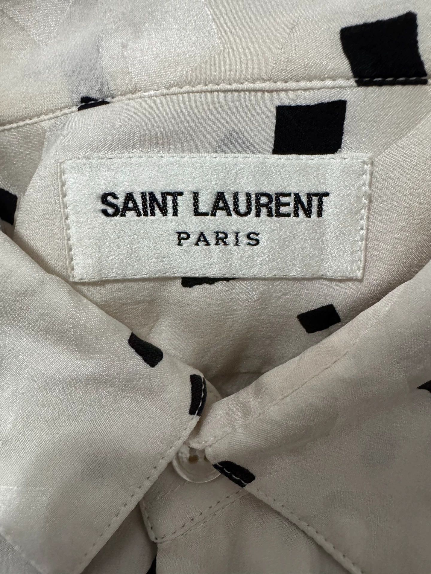 Saint Laurent Paris Authentic Saint Laurent SLP 20SSshirt made of mulberry silk. Size L / US 10 / IT 46 - 3 Thumbnail