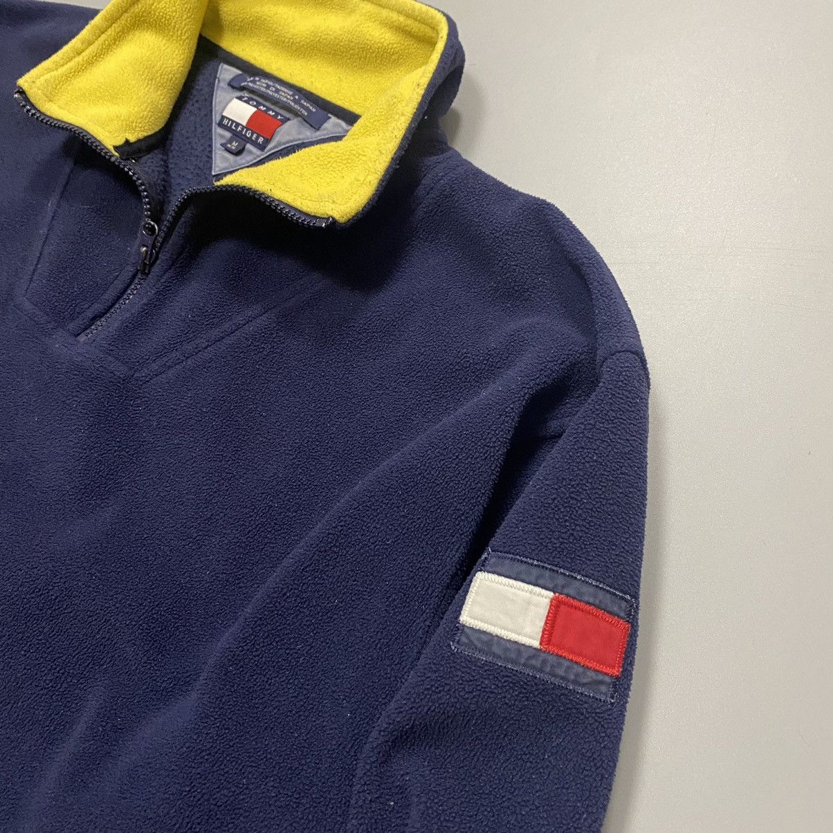 Tommy Hilfiger Tommy Hilfiger Vintage Blue Big Logo Fleece Size Mens M Size US M / EU 48-50 / 2 - 6 Thumbnail