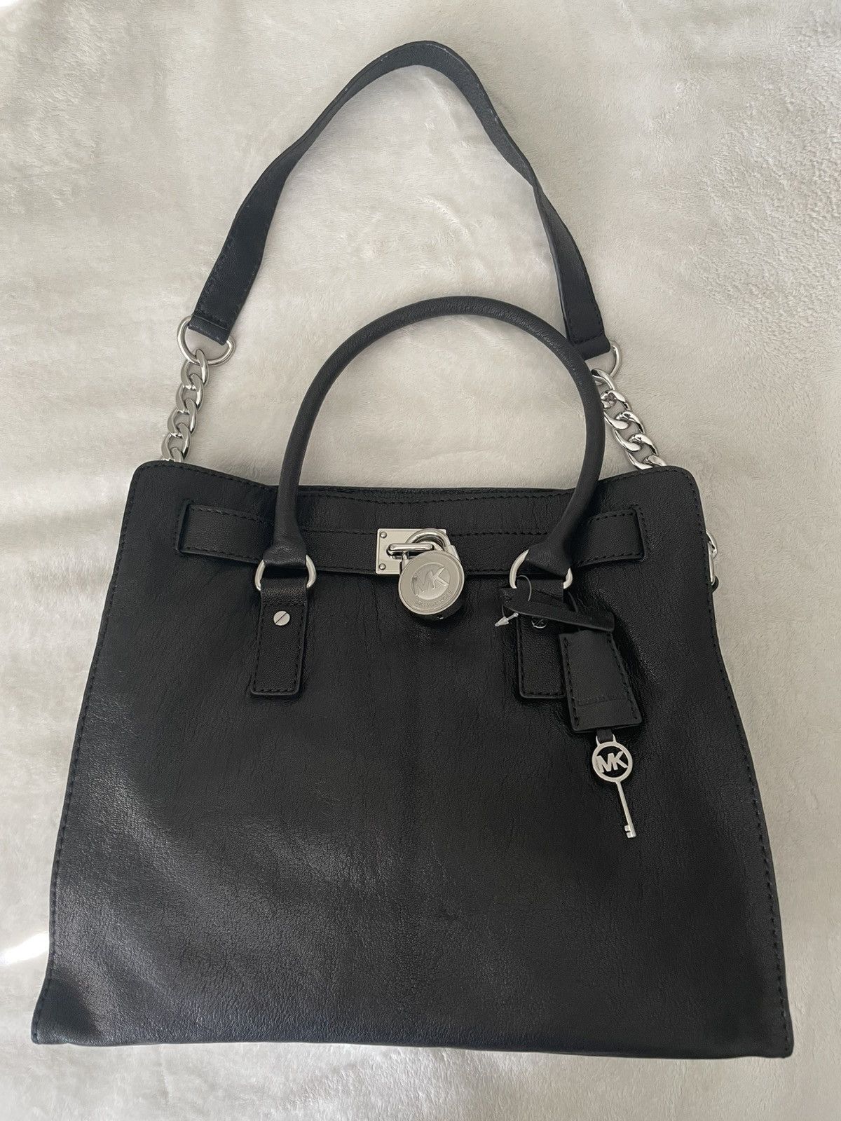 Michael Kors Michael Kors Hamilton Shoulder Bag Size ONE SIZE - 1 Thumbnail