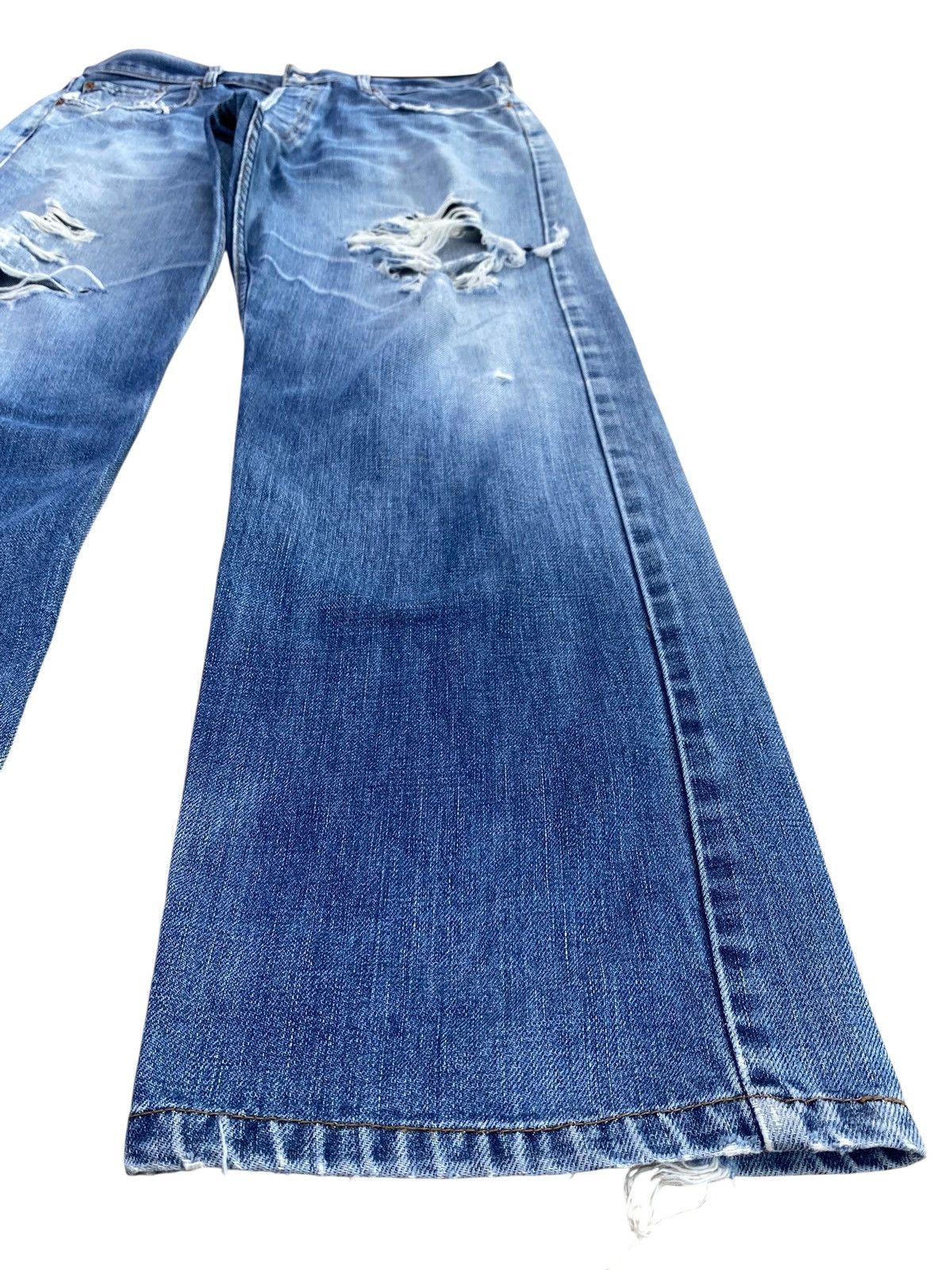 Levi's Vintage Clothing Vintage Y2K Levi’s Faded Wash Distressed Loose Jeans Size US 36 / EU 52 - 8 Thumbnail