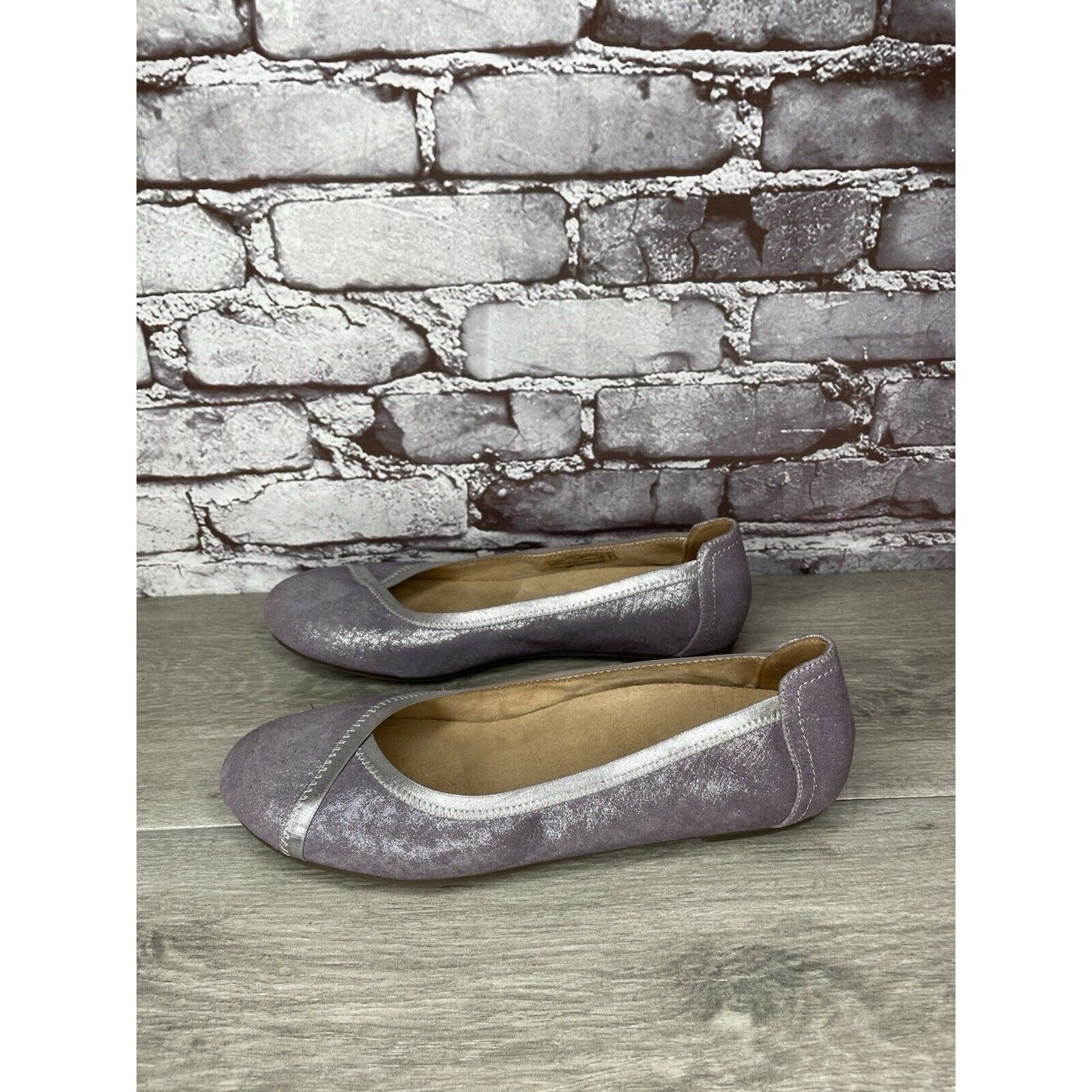 Other Vionic Caroll Metallic Shimmer Pewter Purple Leather Flats W Size US 9.5 / IT 39.5 - 1 Thumbnail