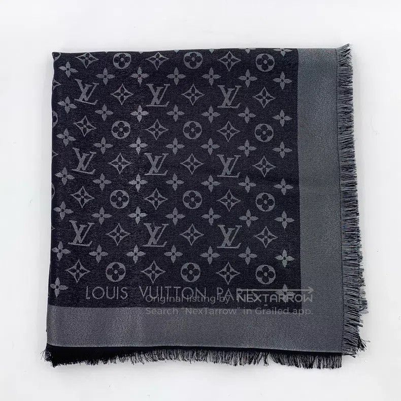 Louis Vuitton Louis Vuitton Monogram Shine Black and Grey logo Old Flowe Size ONE SIZE - 1 Thumbnail