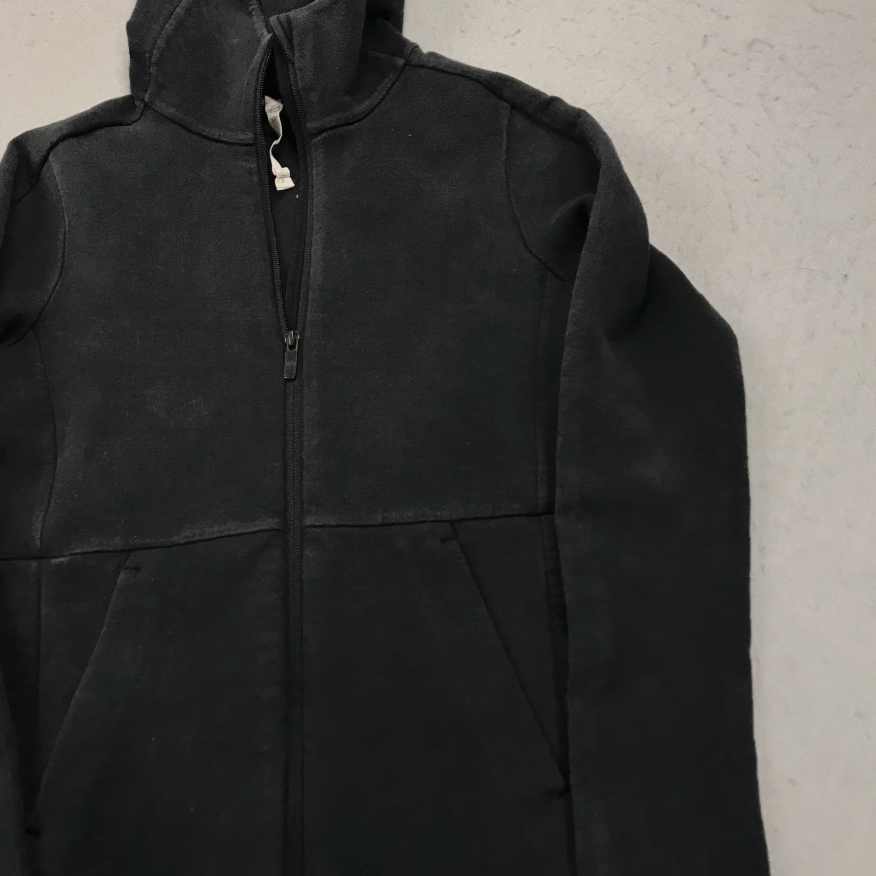 Lululemon Lululemon Jacket Womens 2 Black Long Full Zip Hooded Outdoor Casual Shirt/Hoodie? Size XS / US 0-2 / IT 36-38 - 3 Thumbnail