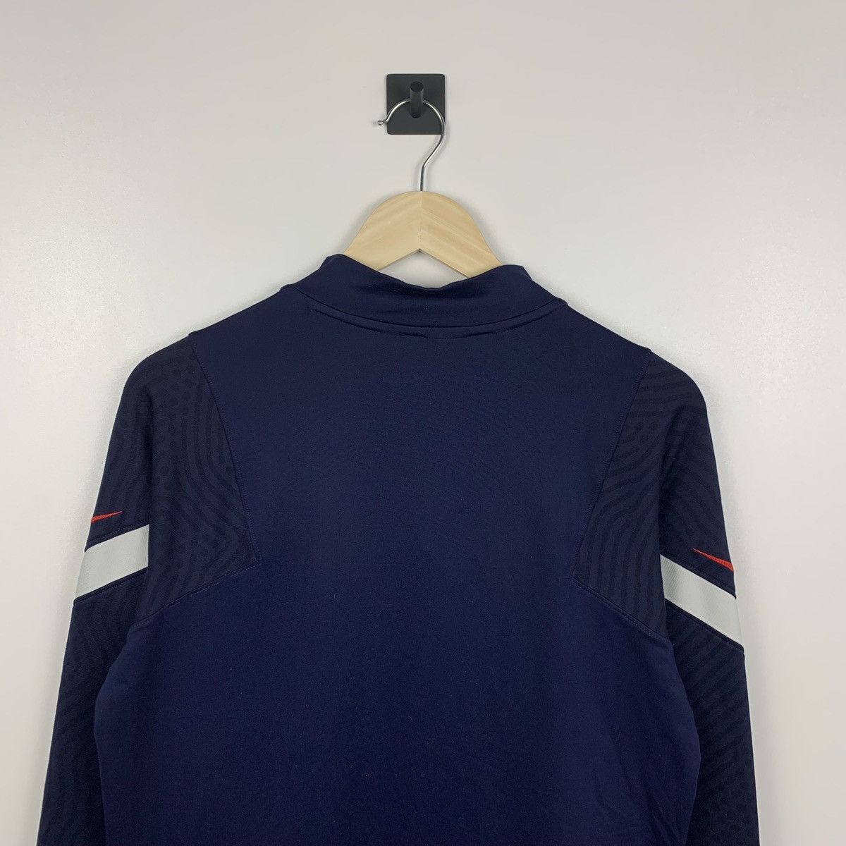 Nike Nike FFF Strike France Long Sleeve Jersey Size M Zip Top Size US M / EU 48-50 / 2 - 8 Thumbnail