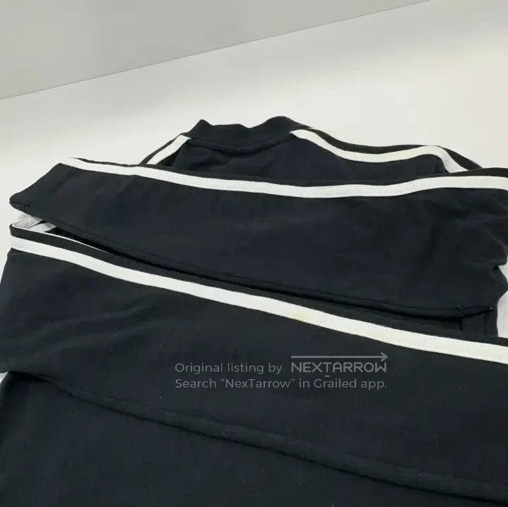 Balenciaga Balenciaga x Adidas Classic Logo Long Sleeve Sweatshirt. Size US S / EU 44-46 / 1 - 7 Thumbnail