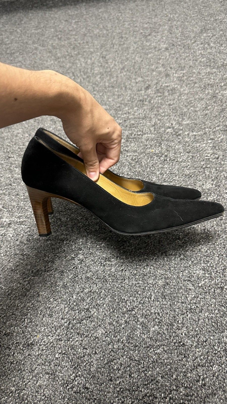 Gucci Gucci Women's Suede Black Heels Size 39 Size US 9 / IT 39 - 3 Thumbnail