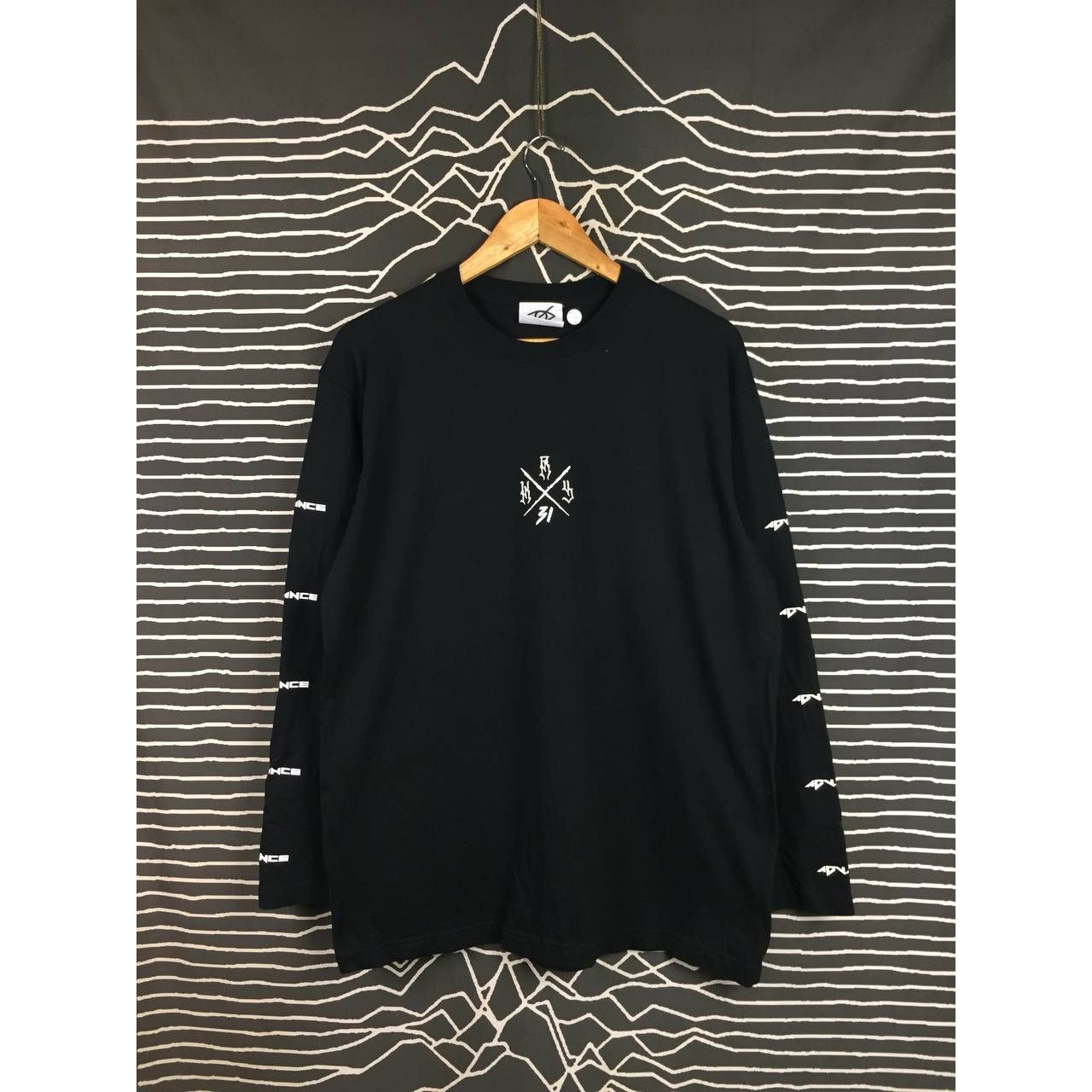 Japanese Brand Kryclothing Japanese Brand Brain Flower Field Longsleeve Tee Size US XL / EU 56 / 4 - 4 Thumbnail