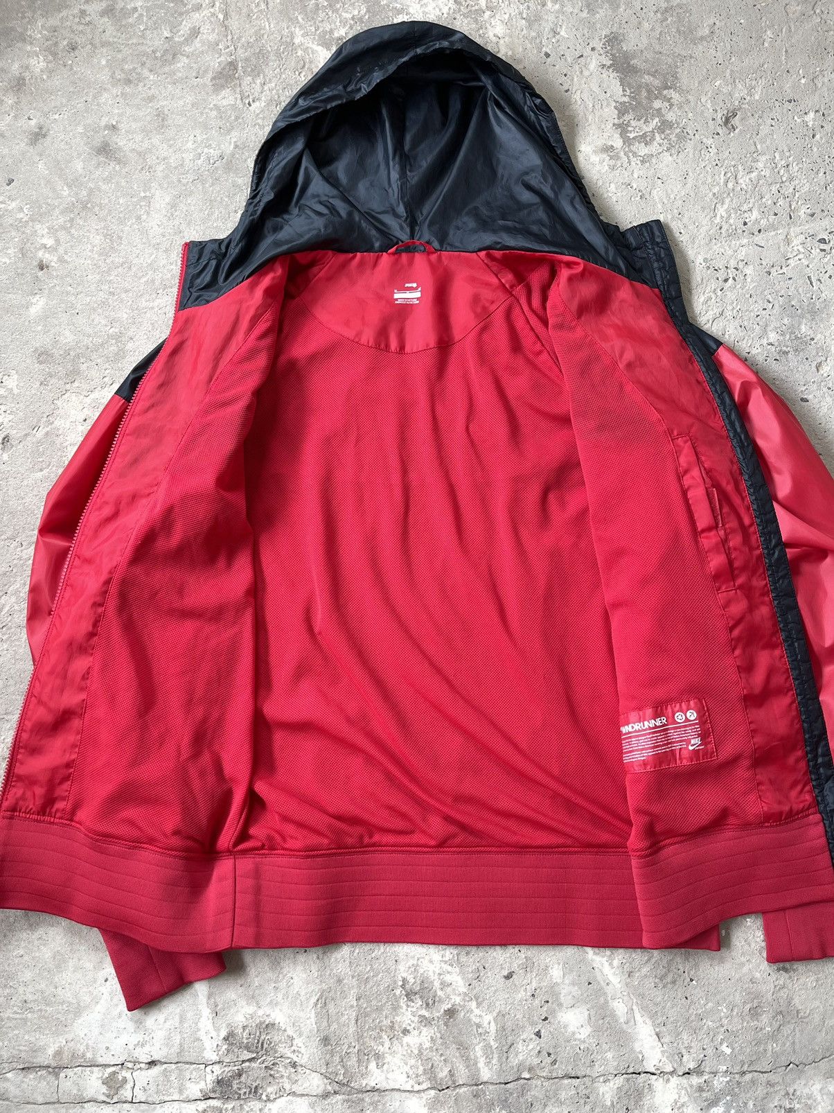 Nike Nike The Windrunner Light Hooded Zip Up Windbreaker Jacket Size US M / EU 48-50 / 2 - 8 Thumbnail